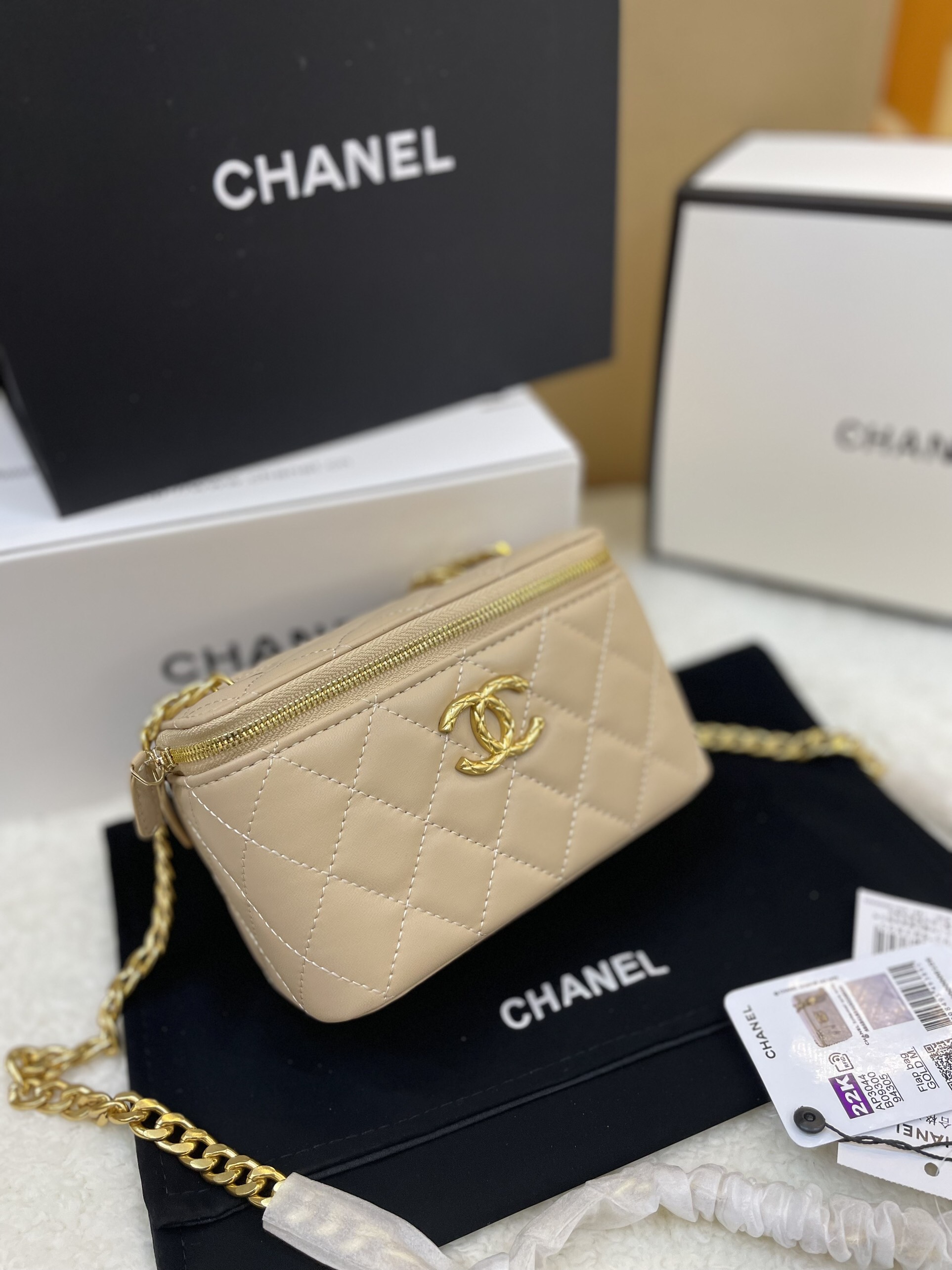 Túi Xách Chanel Vanity Super Khóa Kéo Size 18cm Màu Kem