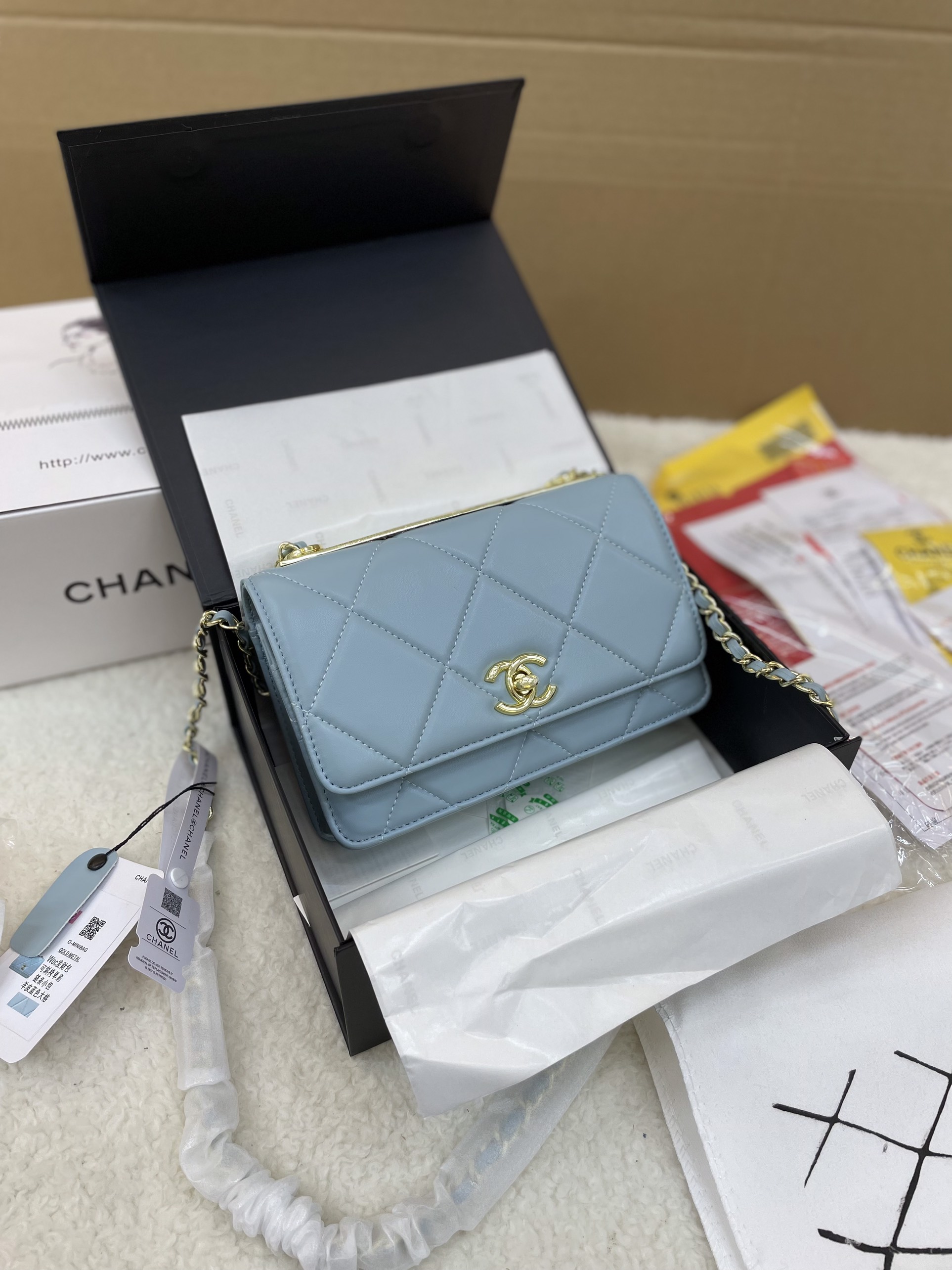 Túi Xách Chanel Woc Super Màu Xanh Trám To Size 20cm Full Box