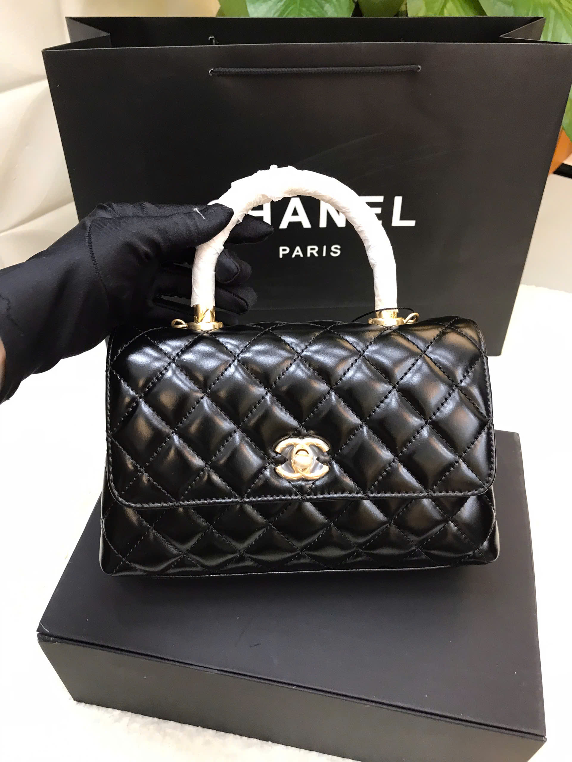 Túi Chanel CoCo Small Vip Màu Đen Da Lì Size 29cm