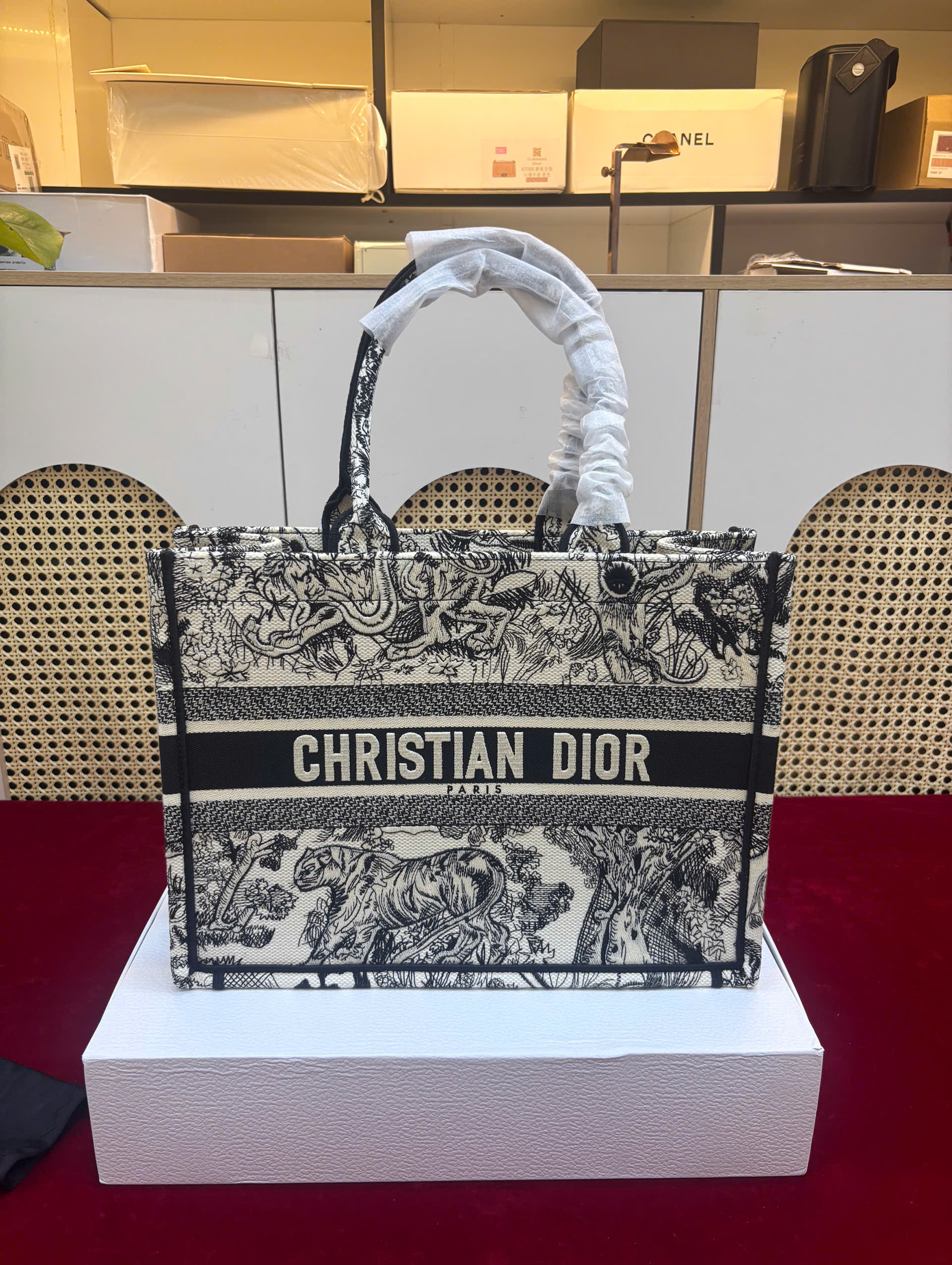 Túi Medium Dior Book Tote Super Size 36cm