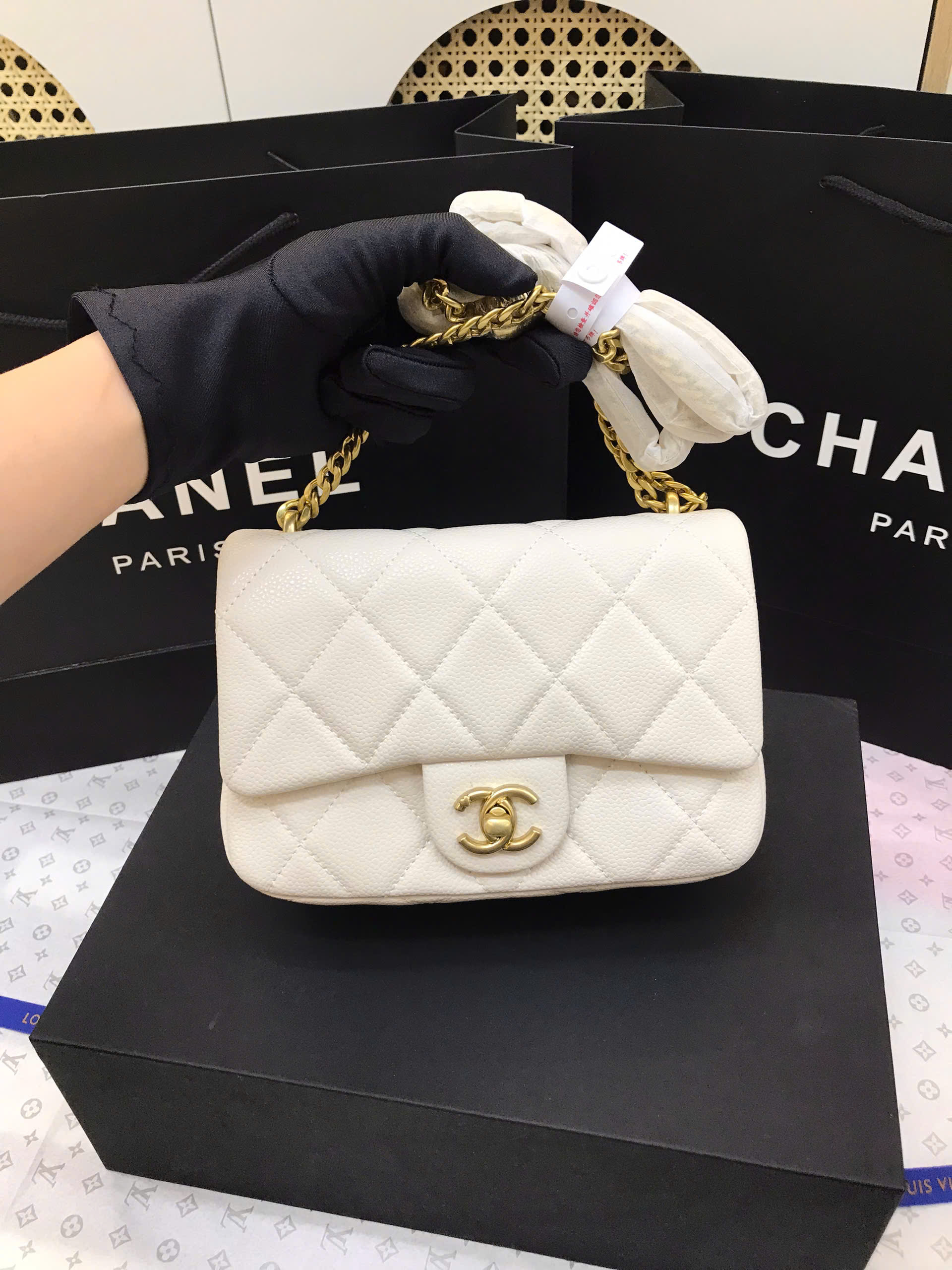 Túi Chanel Mini Flap Chain Bag White Calfskin Gold Super Màu Trắng Size 18cm