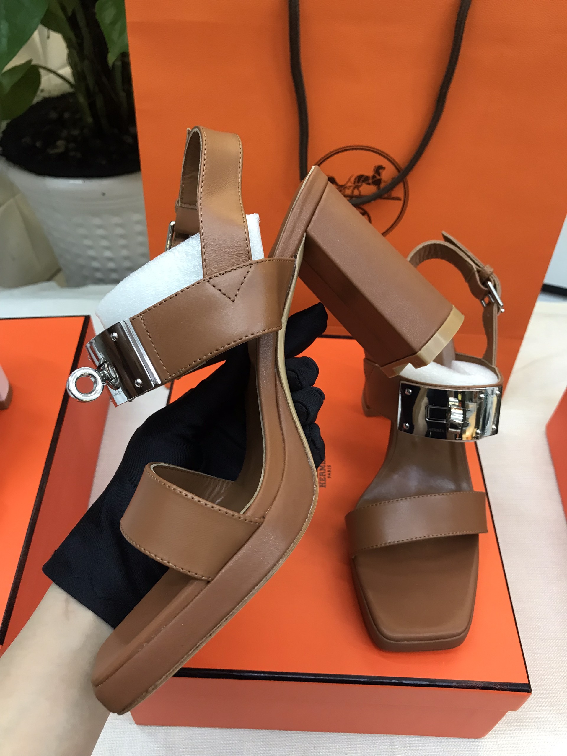 Giày Hermes Ilona 90 Sandal Siêu Cấp Màu Nâu Size 39