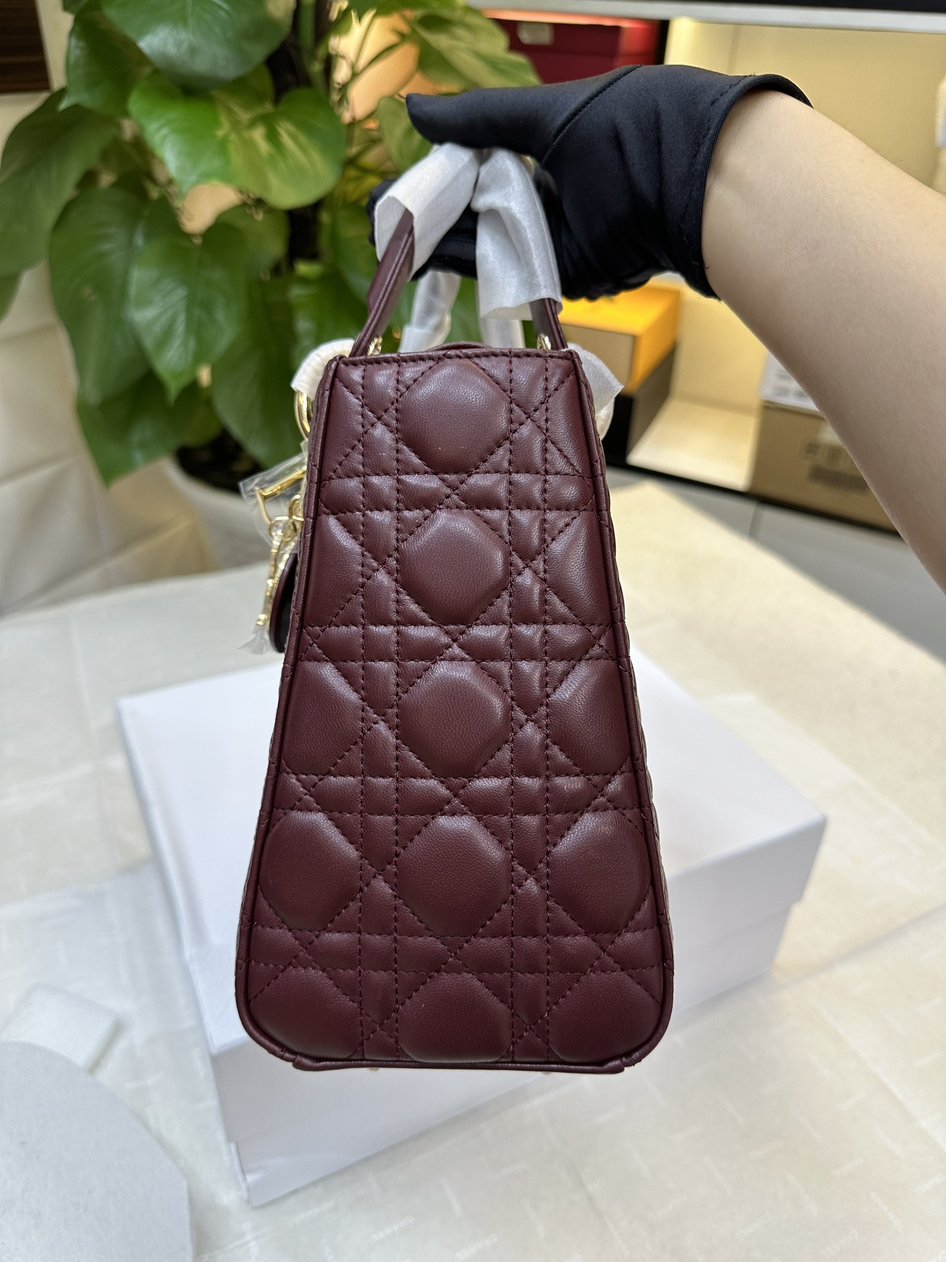 Túi Medium Lady Dior Red Bag Siêu Cấp Màu Đỏ Size 24cm