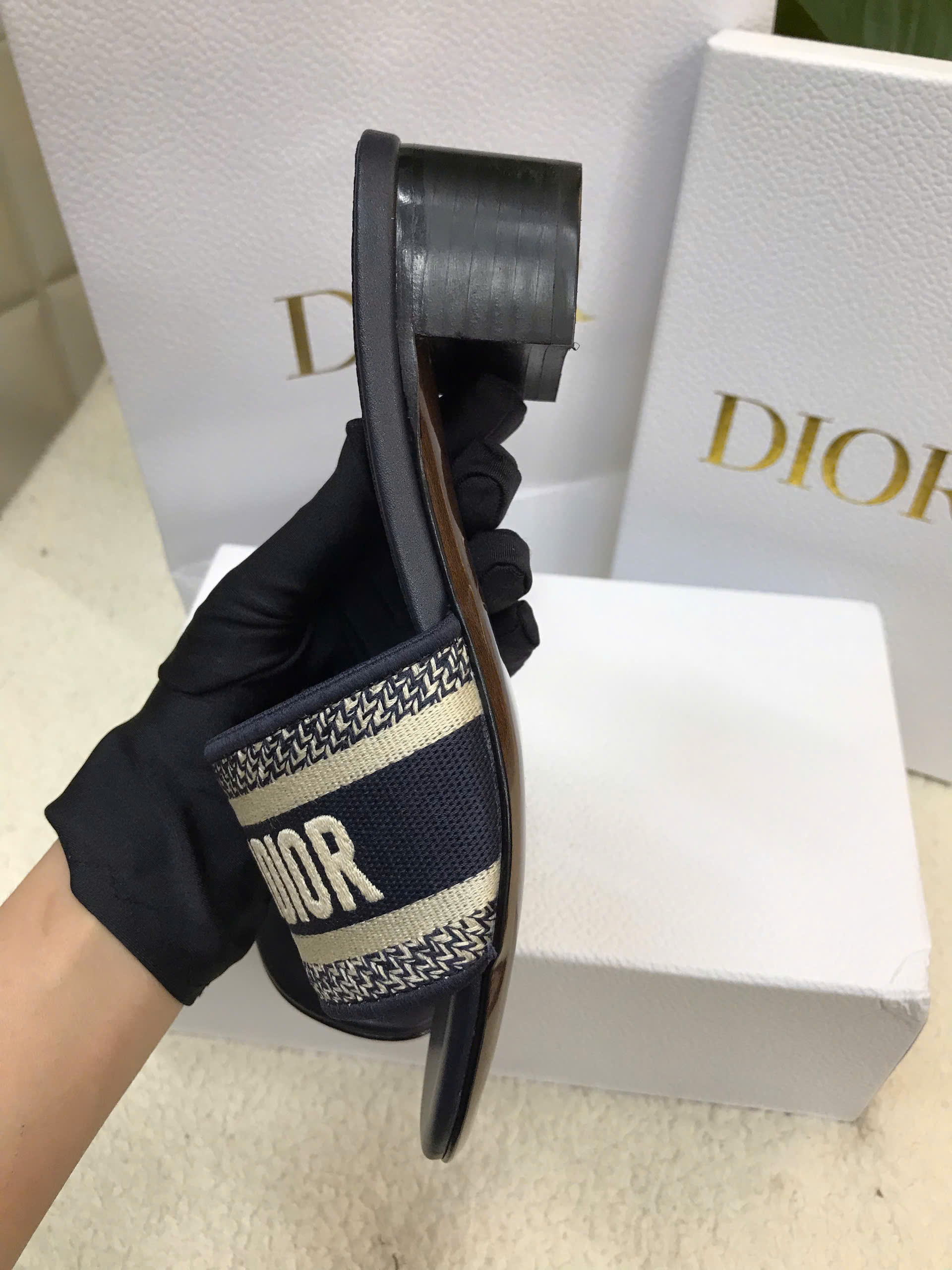 Dép Dior Dway Heeled Slide Deep Blue Embroidered Cotton Siêu Cấp Màu Đen Size 36