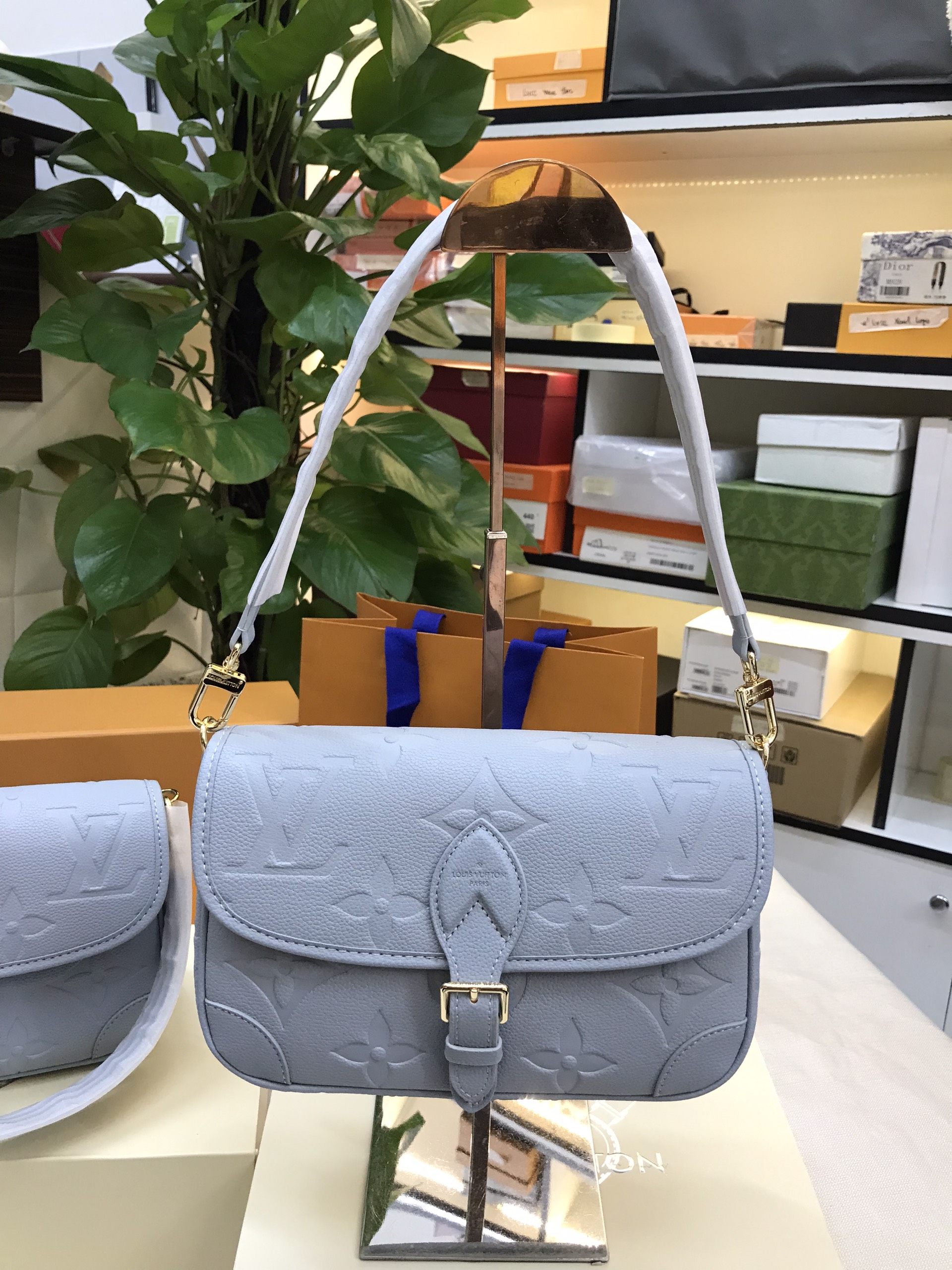 Túi LV Diane Super Màu Xanh Size 24cm M46846