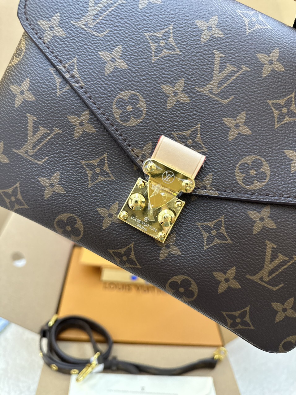 Túi Xách LV Pochette Mettis Super Màu Nâu Size 25cm  M44875