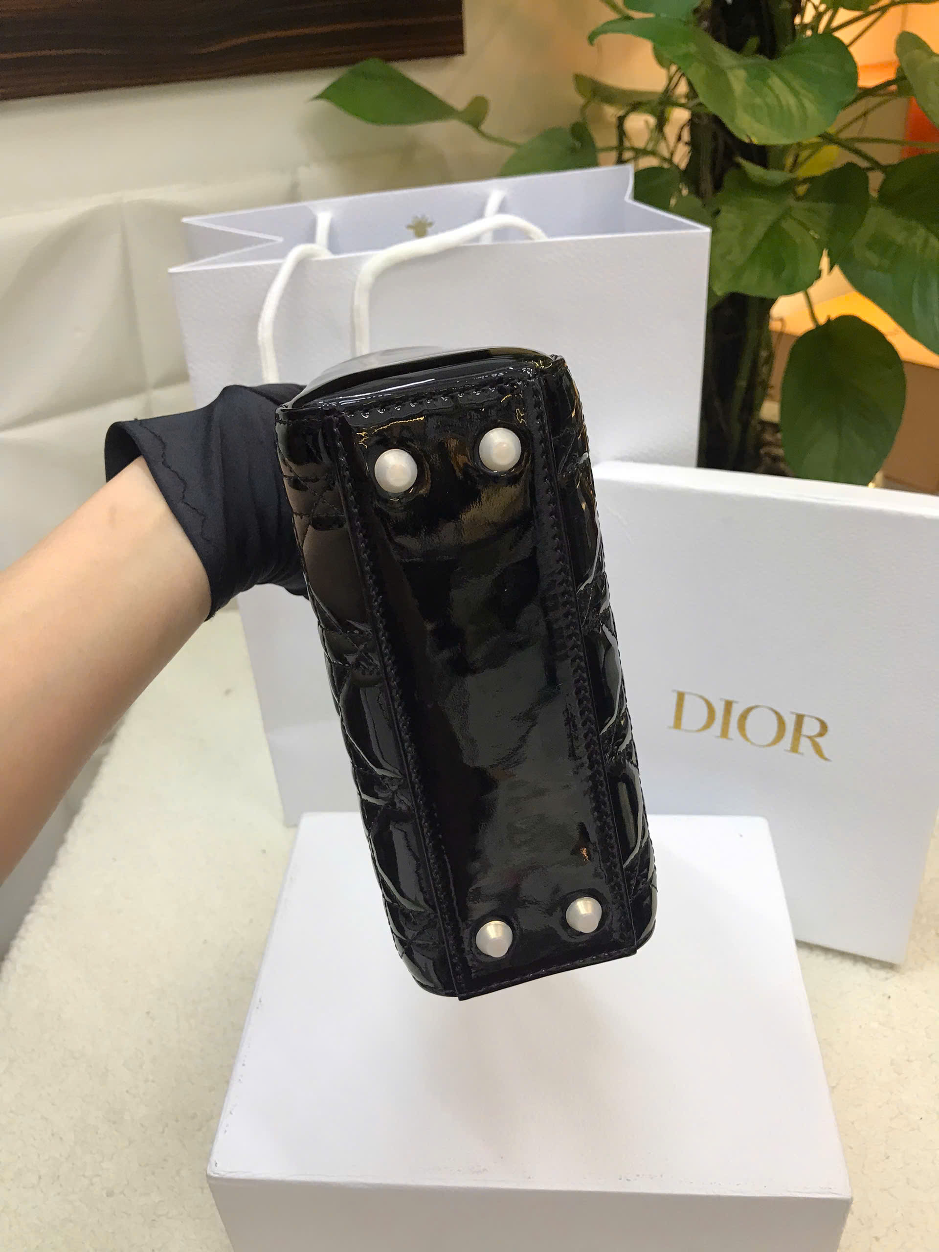 Túi Mini Lady Dior Bag Black Patent Cannage Calfskin Vip Màu Đen Size 17cm