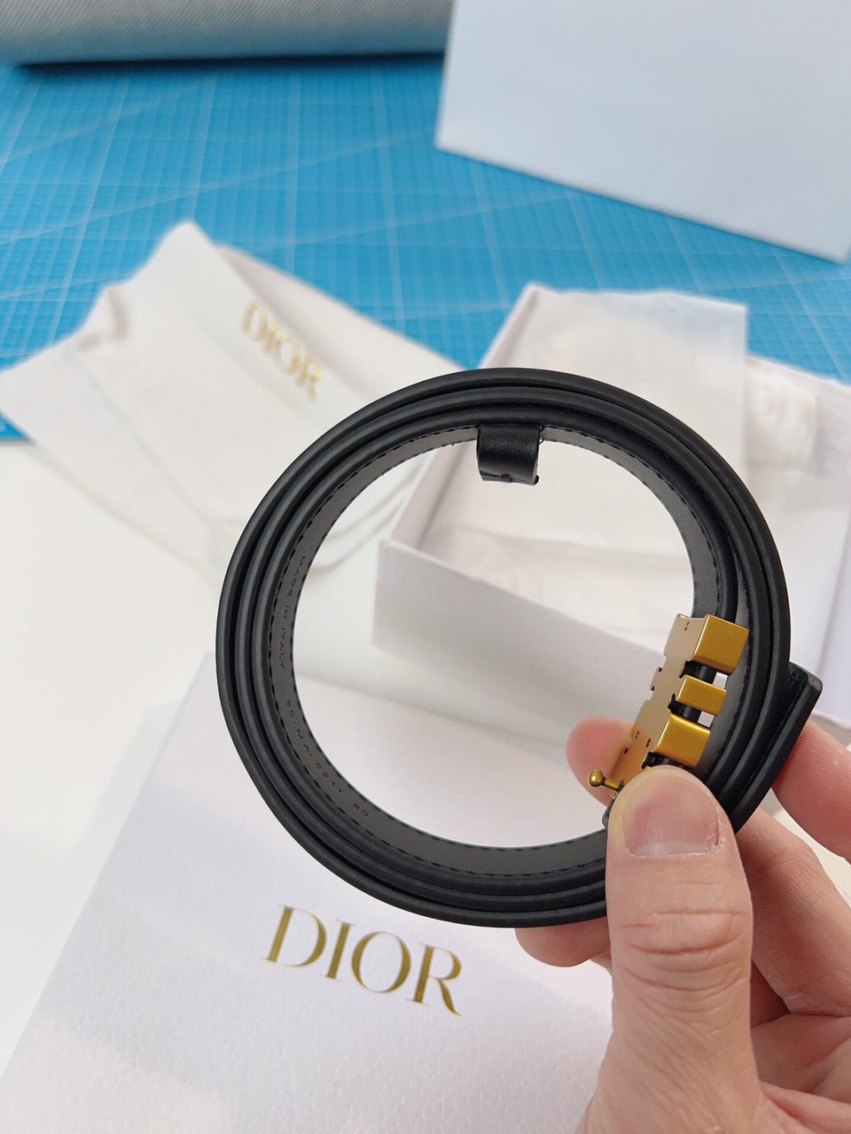 Thắt Lưng Dior logo Dior Siêu Cấp Màu Đen