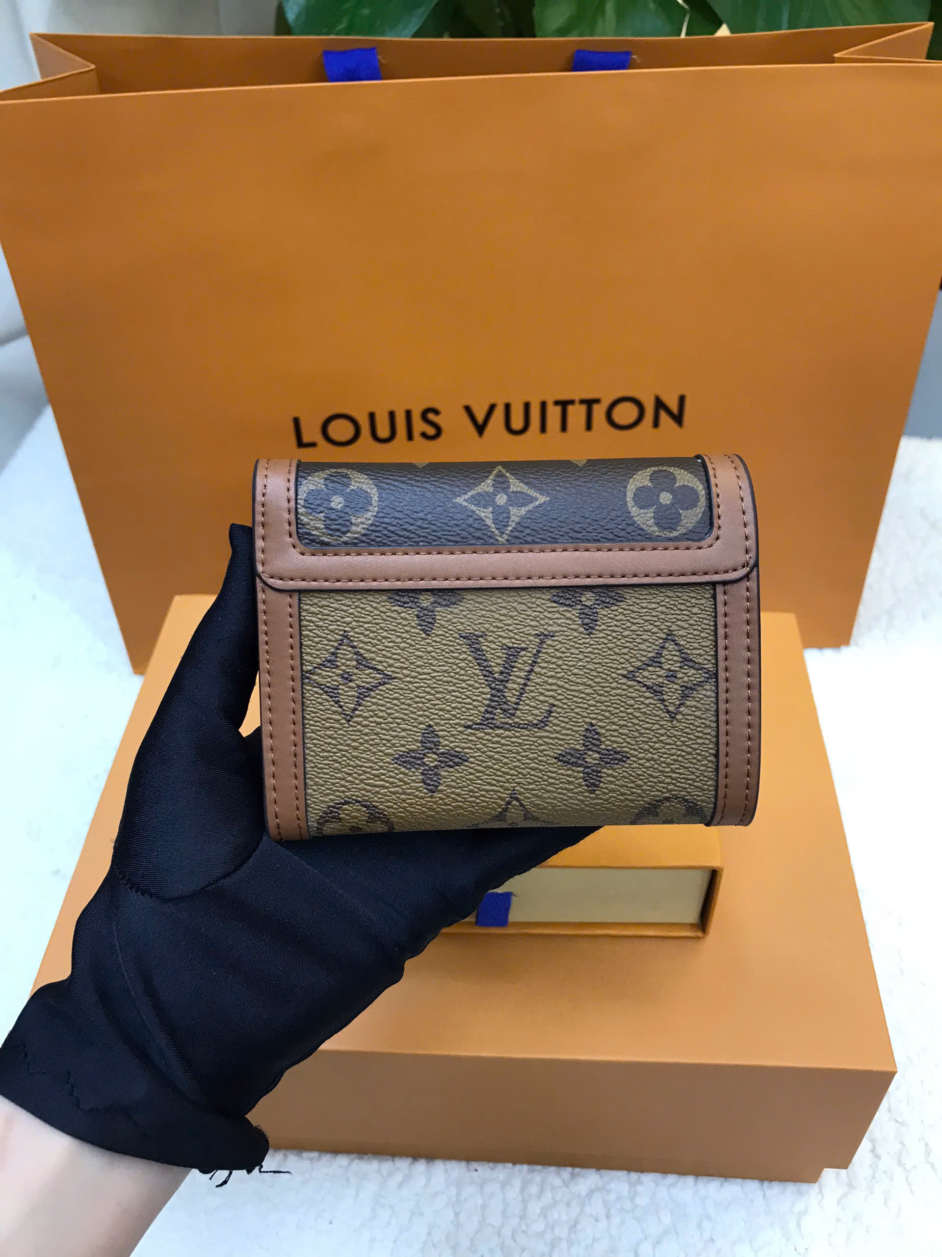 Ví LV Dauphine Compact Wallet Vip Màu Nâu Size 12cm M68725