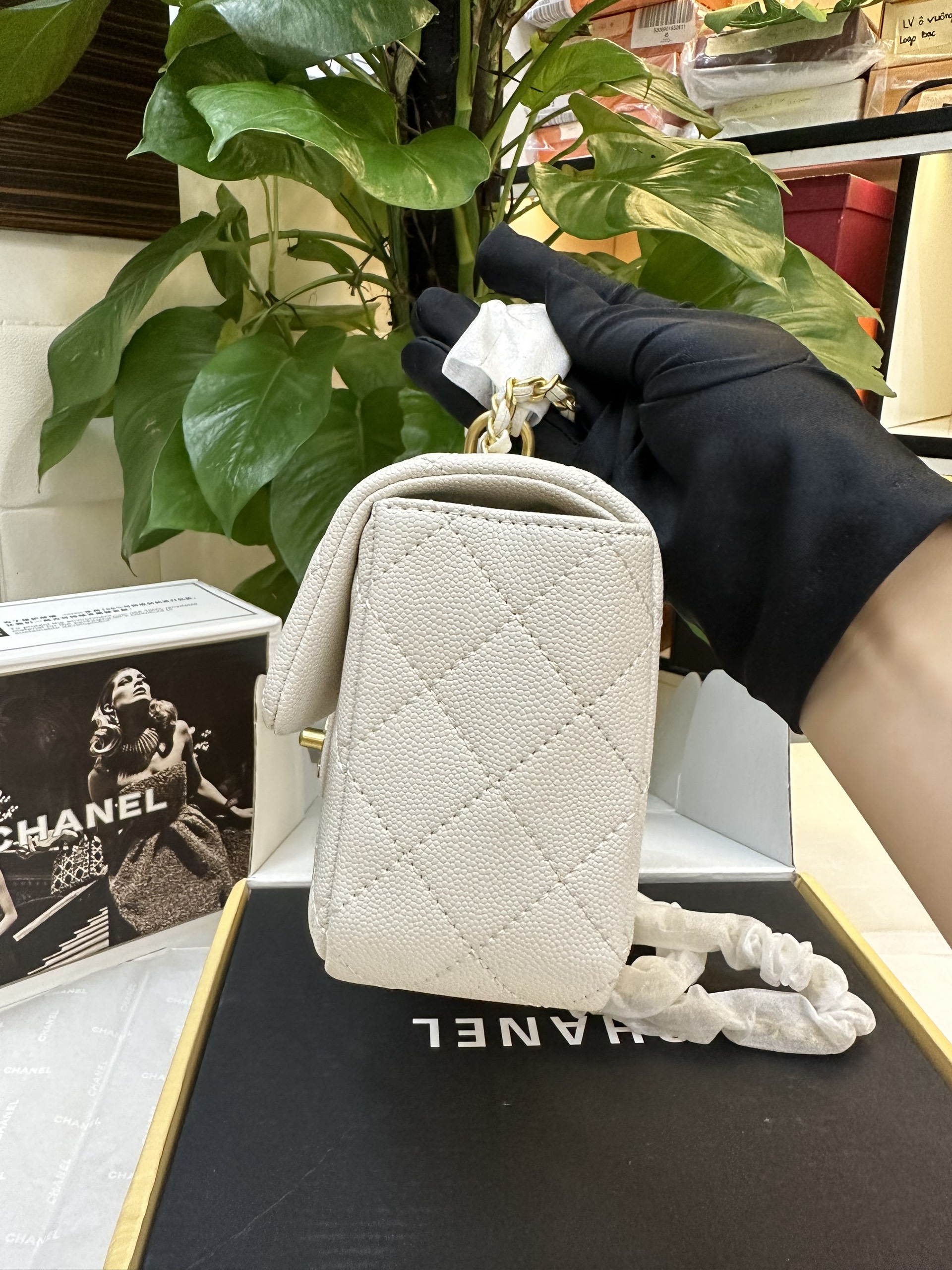 Túi Chanel Mini 8 Hadle Caviar White Super Màu Trắng Da Hạt Size 20cm