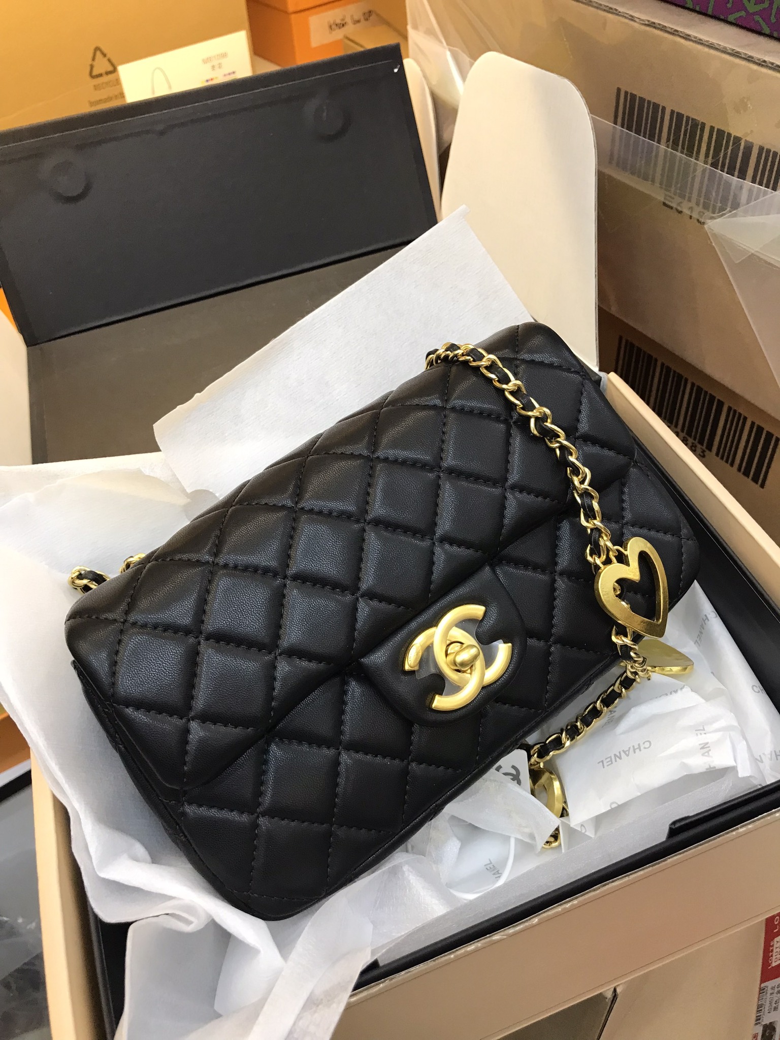 Túi Xách Chanel Super Heart Charms Mini Flap Bag Size 20cm
