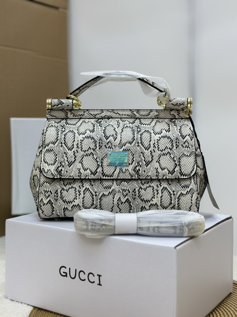 Túi Xách D&G Da Trăn Trắng Super Size 25cm Full Box