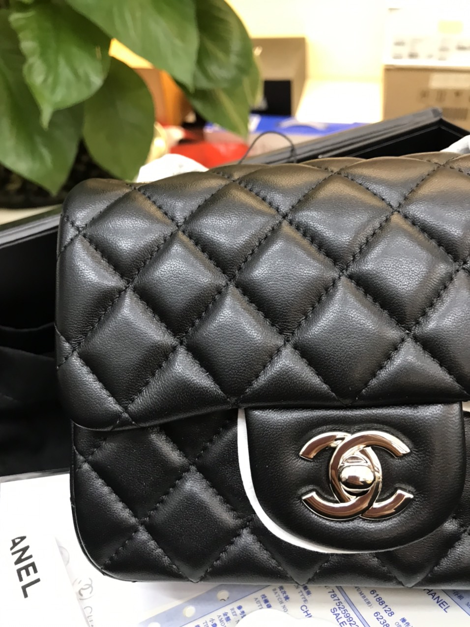 Túi Chanel Classic Flap Mini Màu Đen Khóa Bạc Size 17cm