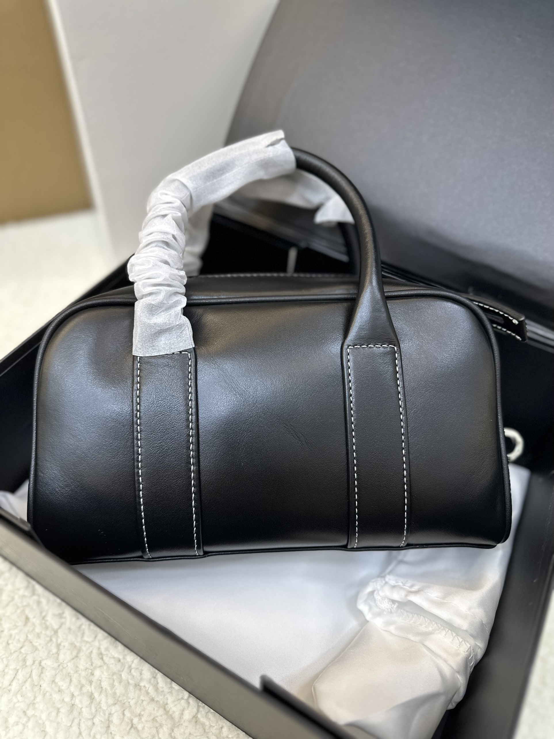 Túi Prada Hand Bag Leather Black Size 25cm