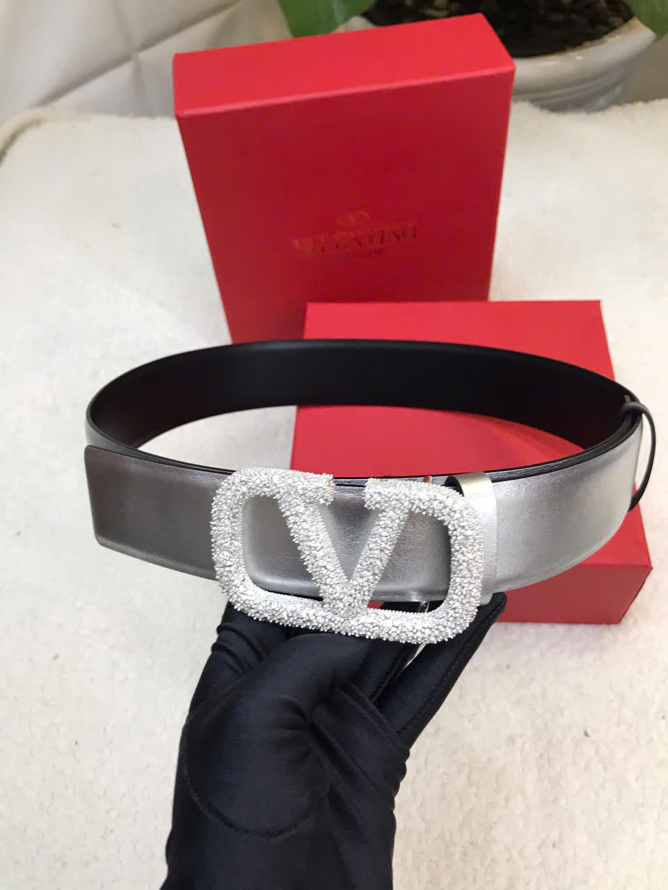 Thắt Lưng Valentino Vlogo Signature Reversible Belt In Metallic Shiny Calfskin 40 mm Siêu Cấp