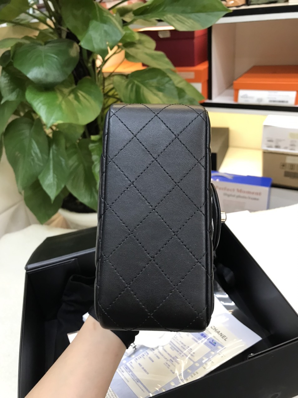 Túi Chanel Classic Flap Mini Màu Đen Khóa Bạc Size 17cm