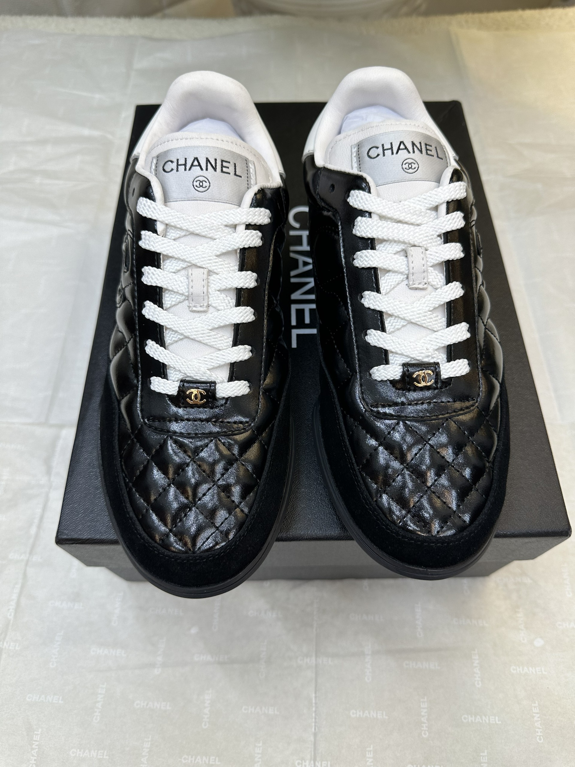 Giày Thể Thao Chanel Sneaker Siêu Cấp Màu Đen Size 37