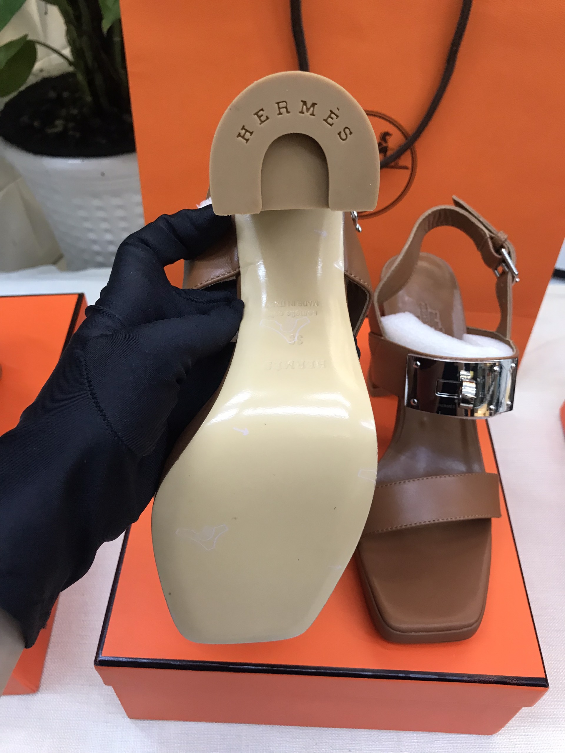 Giày Hermes Ilona 90 Sandal Siêu Cấp Màu Nâu Size 39