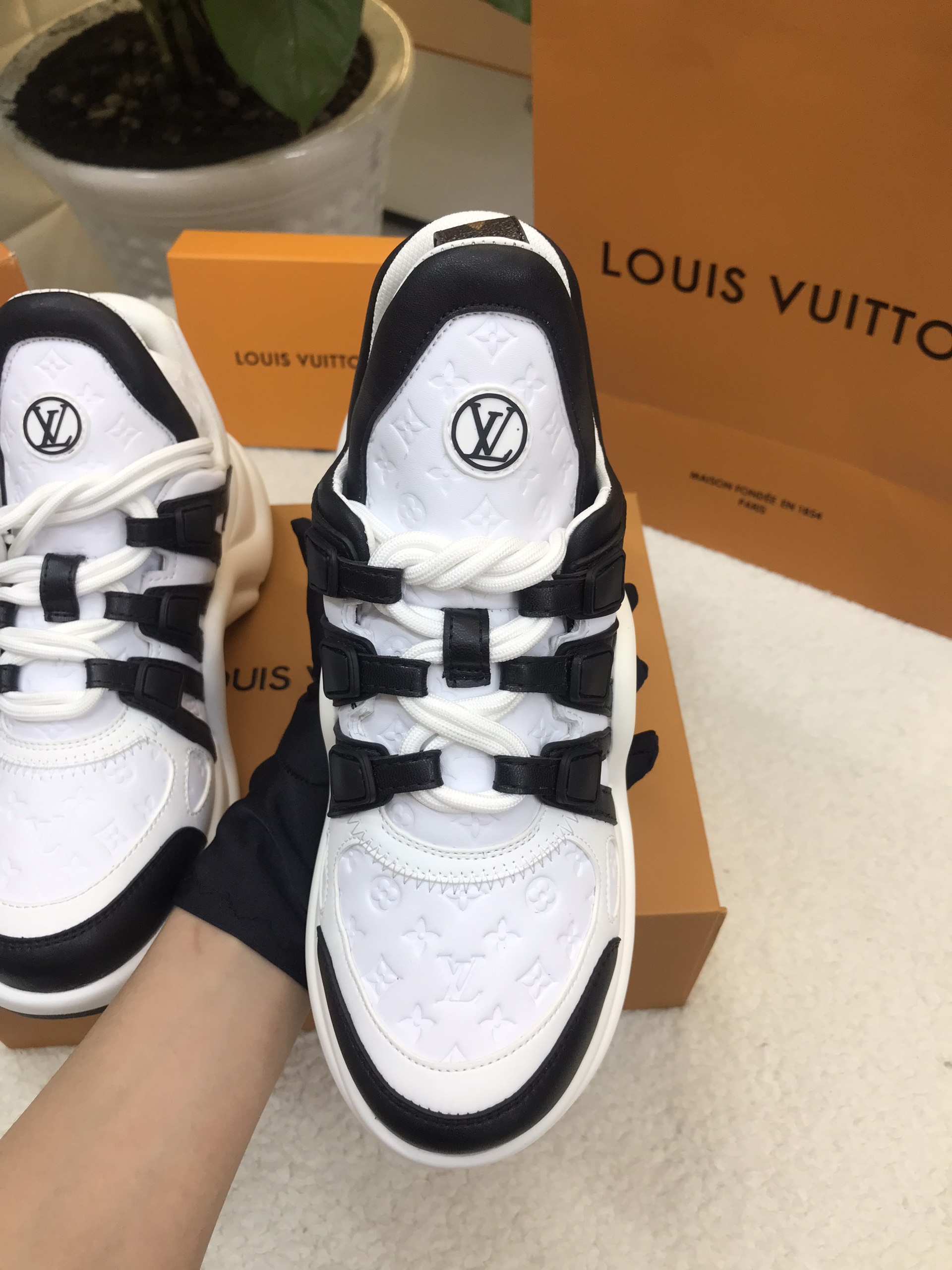 Giày LV Archlight Sneaker Siêu Cấp Size 36