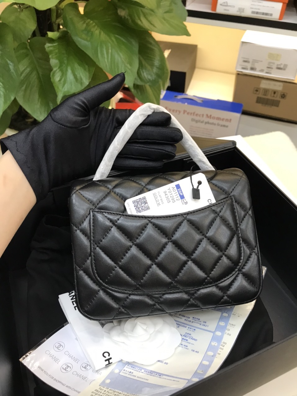 Túi Chanel Classic Flap Mini Màu Đen Khóa Bạc Size 17cm