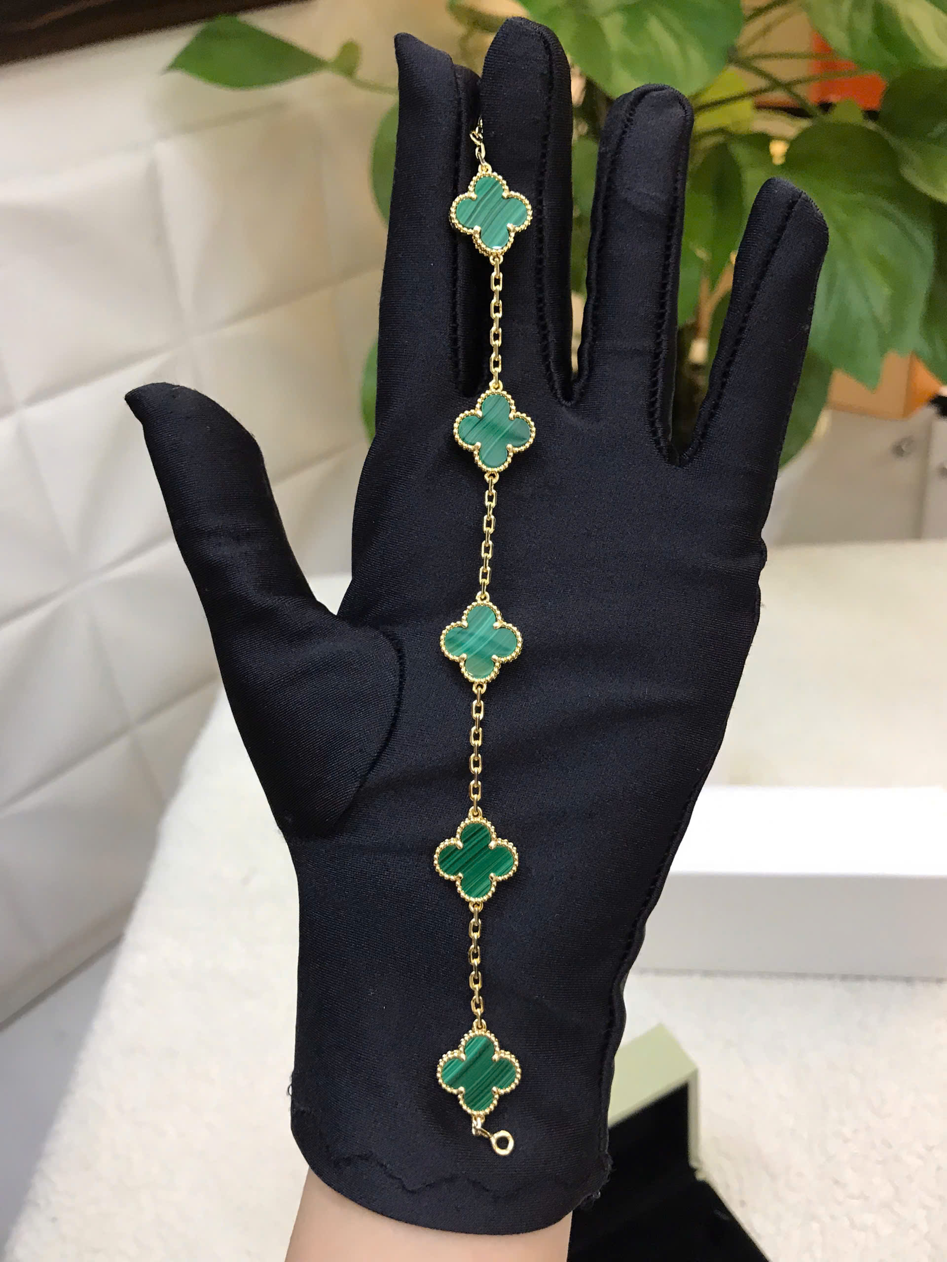 Vòng Tay Vintage Alhambra Bracelet 5 Motifs Green Siêu Cấp