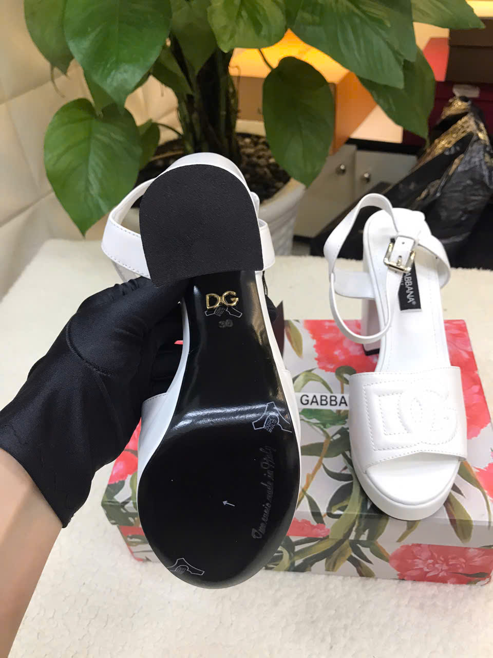 Giày D&G Calfskin Platform Sandals Siêu Cấp Màu Trắng Size 36