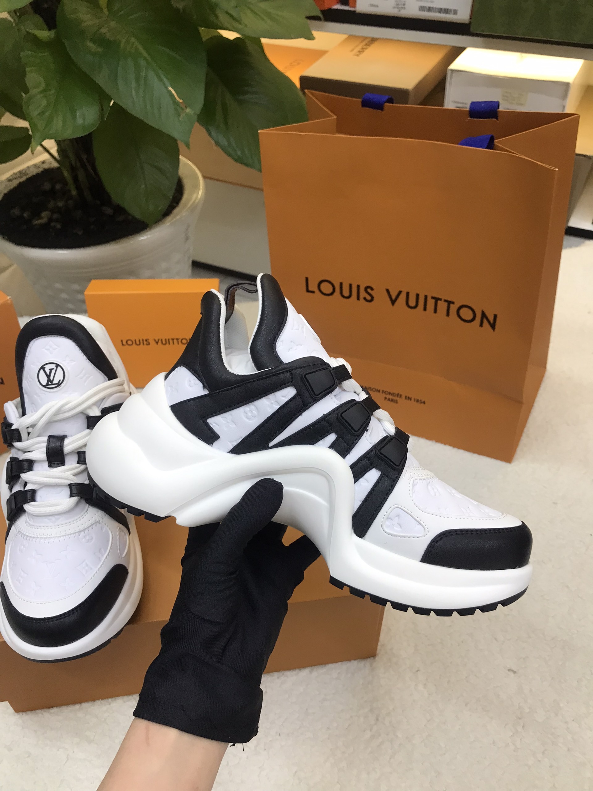 Giày LV Archlight Sneaker Siêu Cấp Size 36