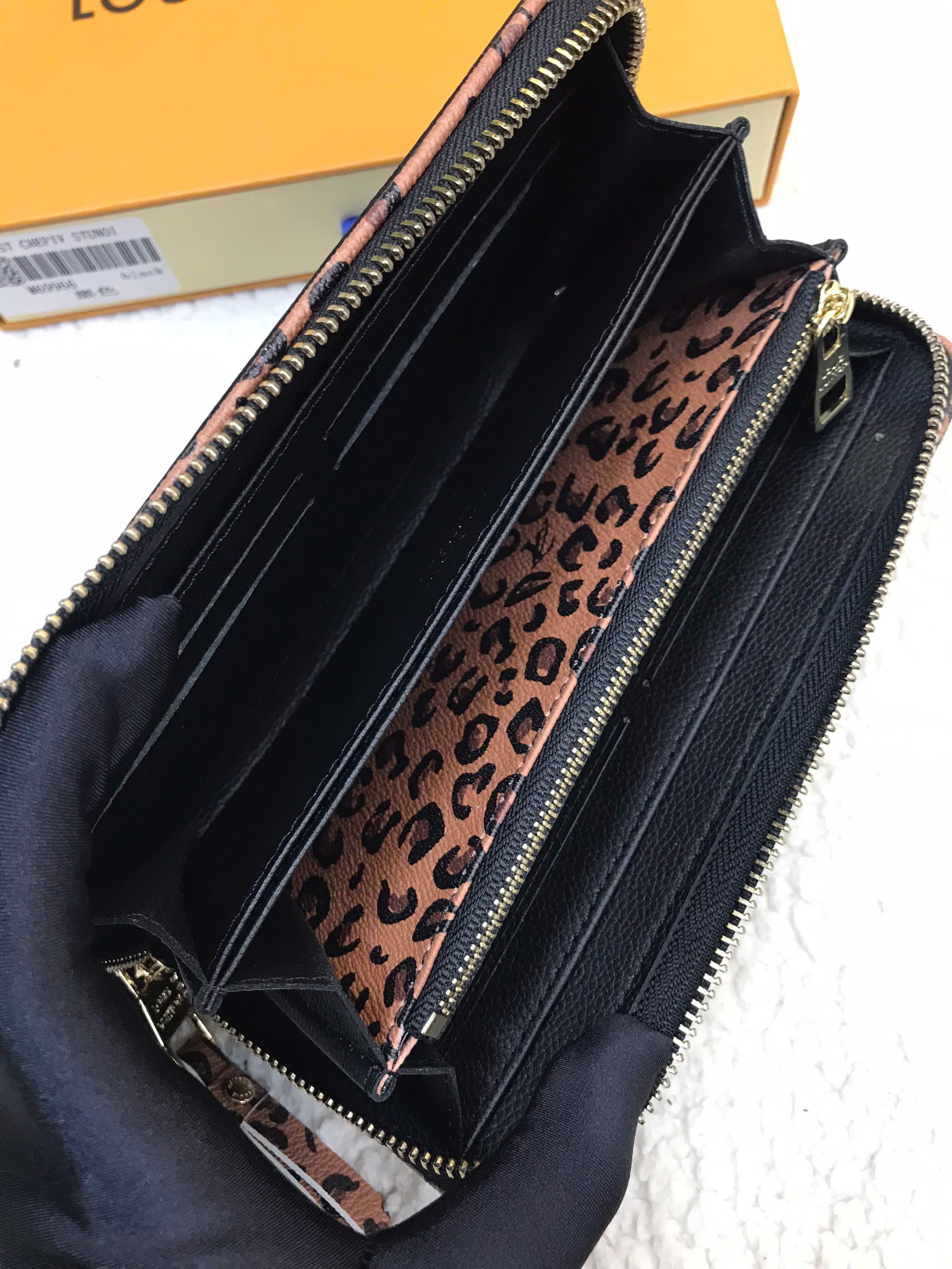 Ví LV Zippy Wallet Super Màu Đen Size 19.5cm M80680