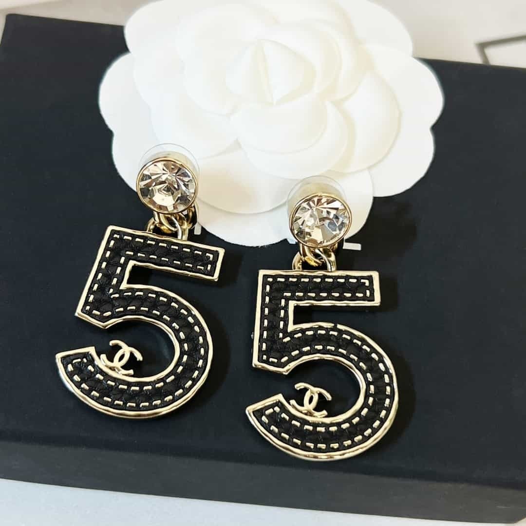 Bông Tai Chanel Da Đen Số 55 Siêu Cấp Full Box