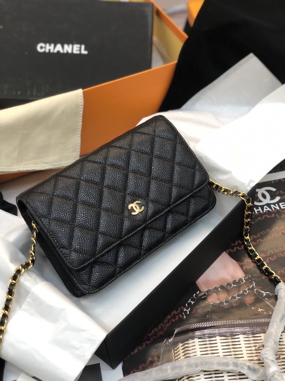 Túi Xách Chanel Siêu Cấp Woc Màu Đen Da Hạt Khóa Vàng Size 20