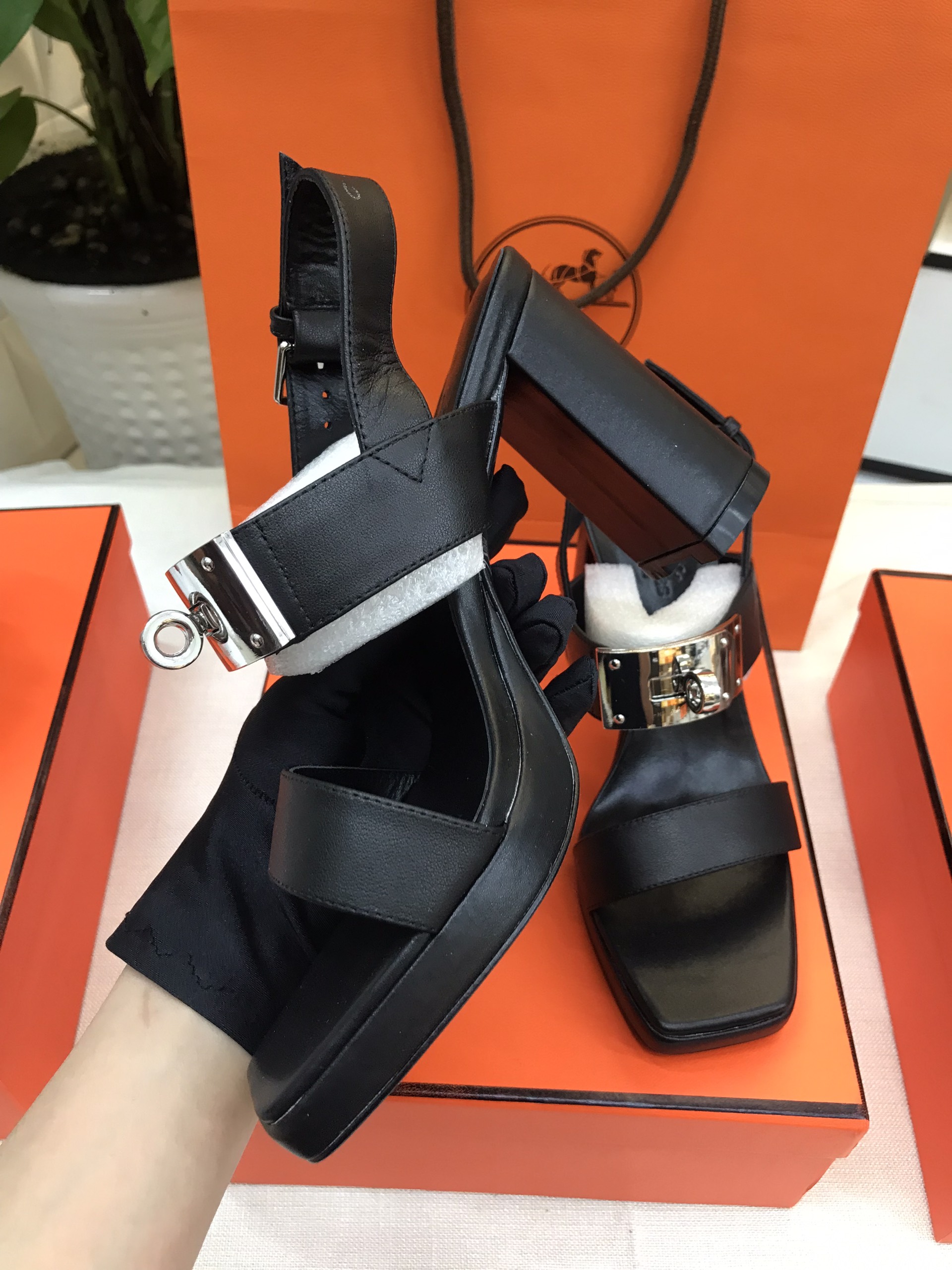 Giày Hermes Ilona 90 Sandal Siêu Cấp Màu Đen Size 39