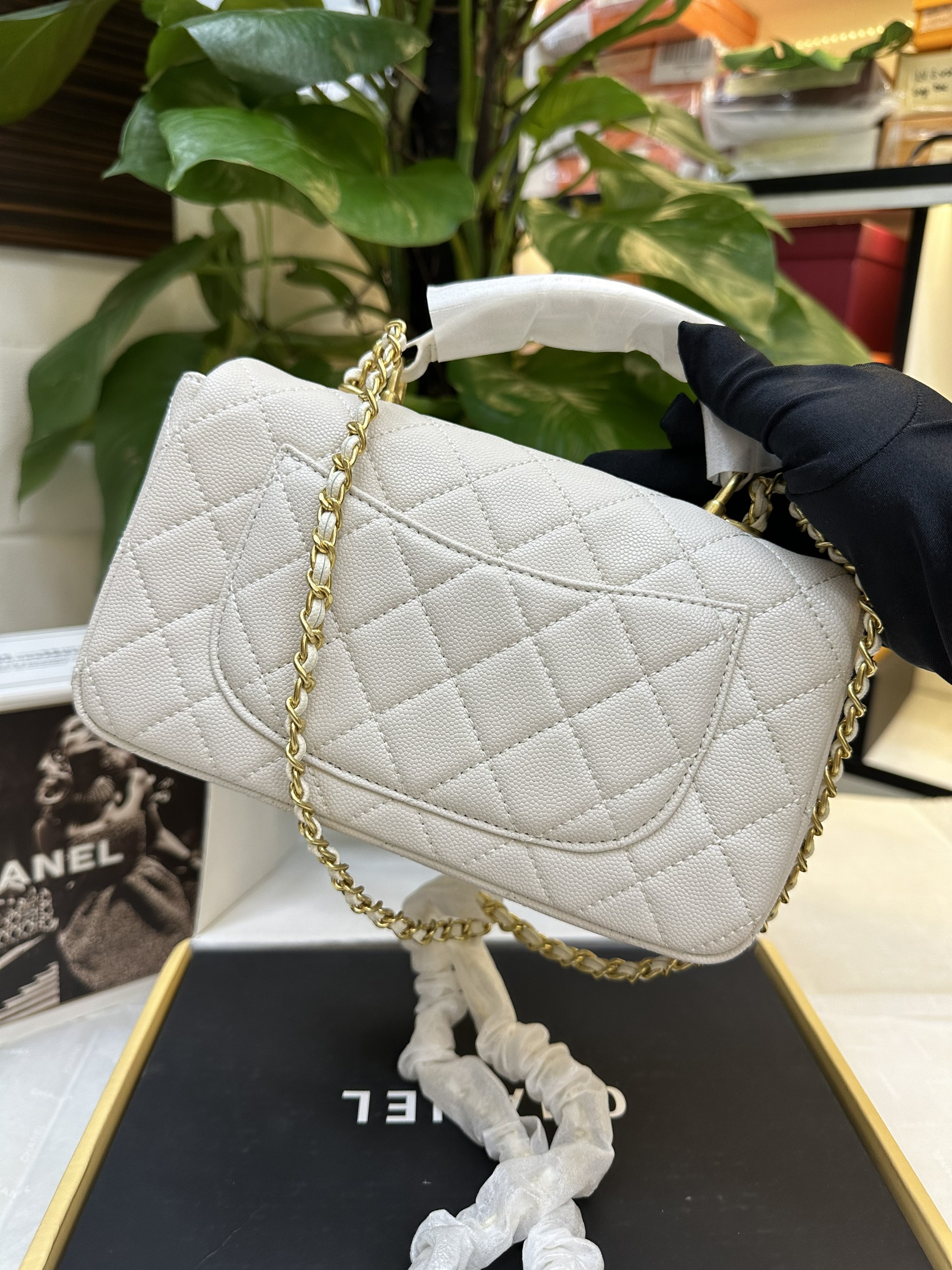 Túi Chanel Mini 8 Hadle Caviar White Super Màu Trắng Da Hạt Size 20cm