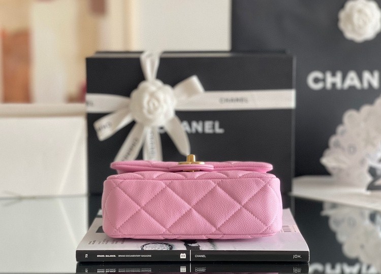 Túi Xách Chanel 23P Classic Hass Vip Màu Hồng Size 20cm