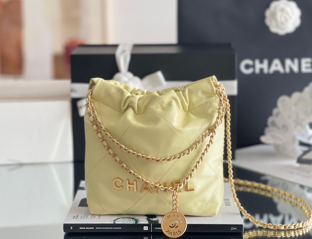 Túi Chanel Shiny Calfskin Gold Tone Metal %&&&%Light Yellow%&&&% Vip AS3980