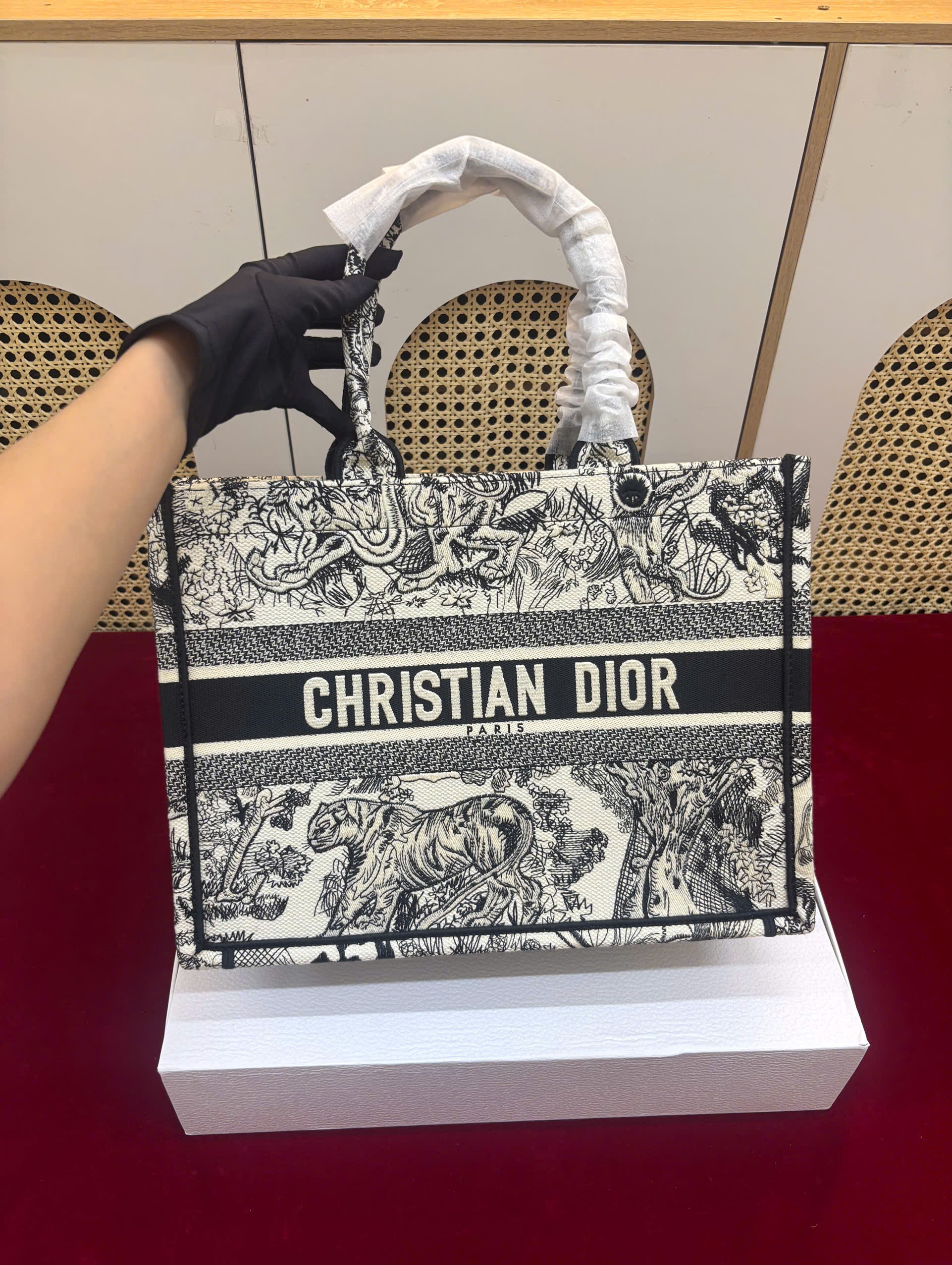 Túi Medium Dior Book Tote Super Size 36cm