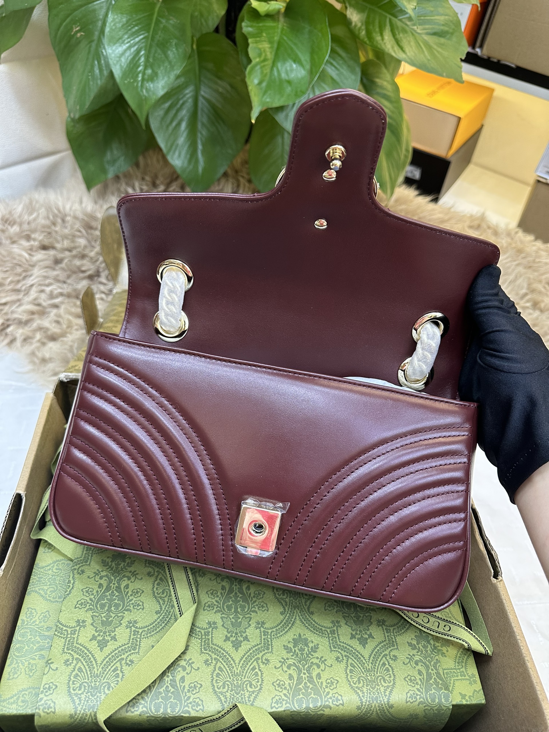 Túi GG Marmont Small Shoulder Bag Siêu Cấp Màu Đỏ Size 26cm