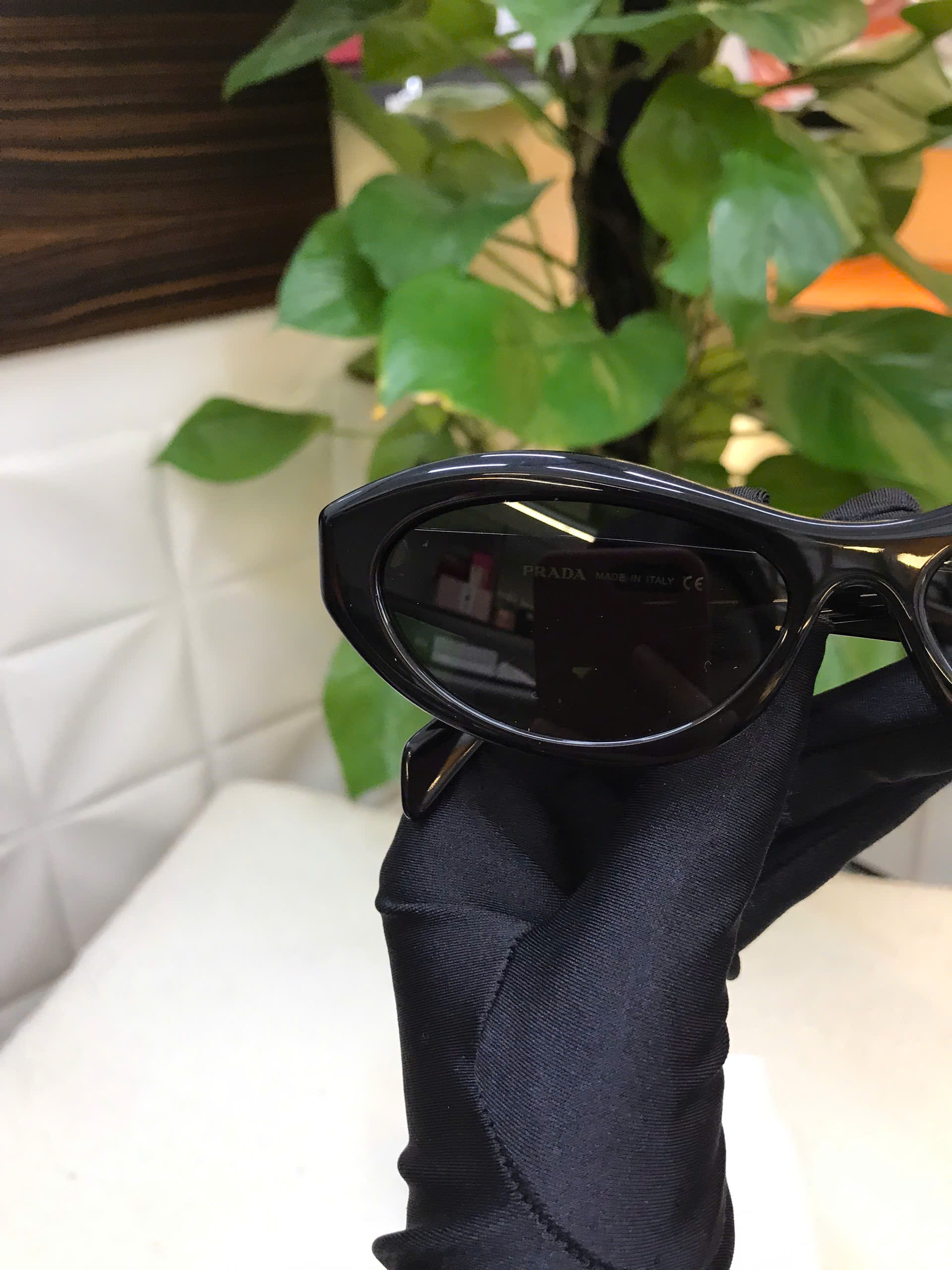 Kính Prada Symbole Sunglasses Siêu Cấp Màu Đen