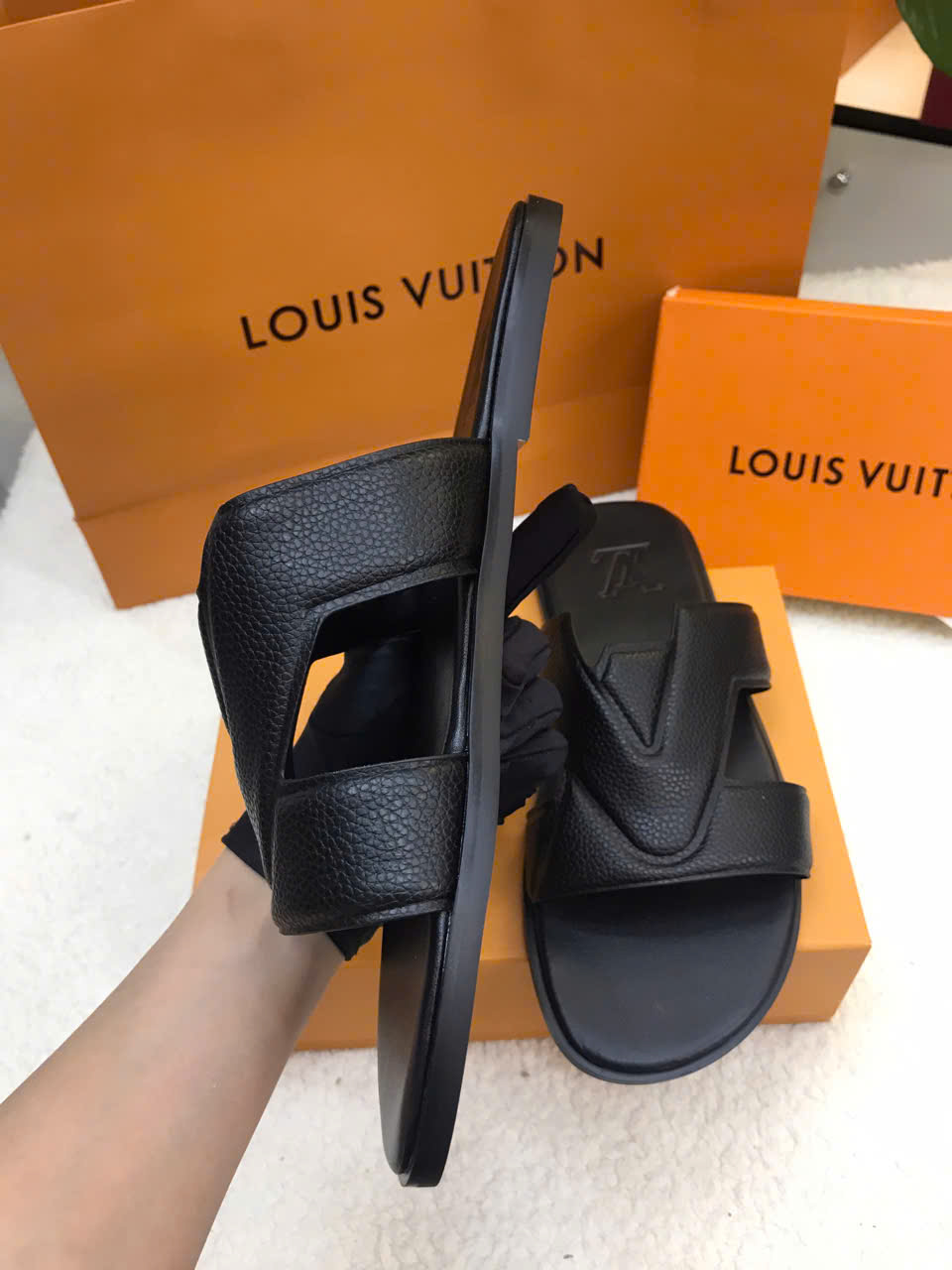 Dép LV Oasis Mule Siêu Cấp Size 42 1ADGB0