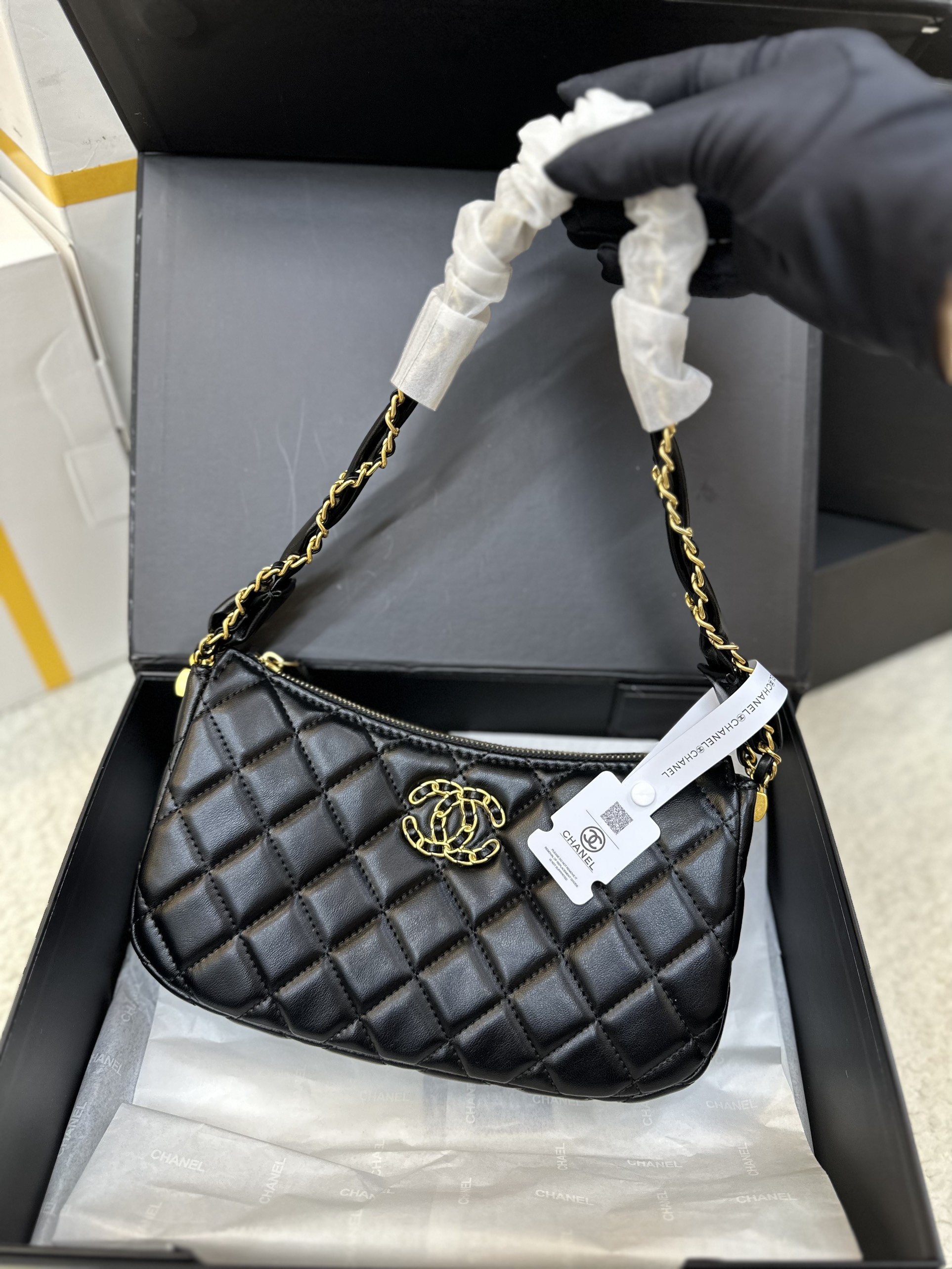 Túi Chanel 23k Màu Đen Size 26cm AS1160