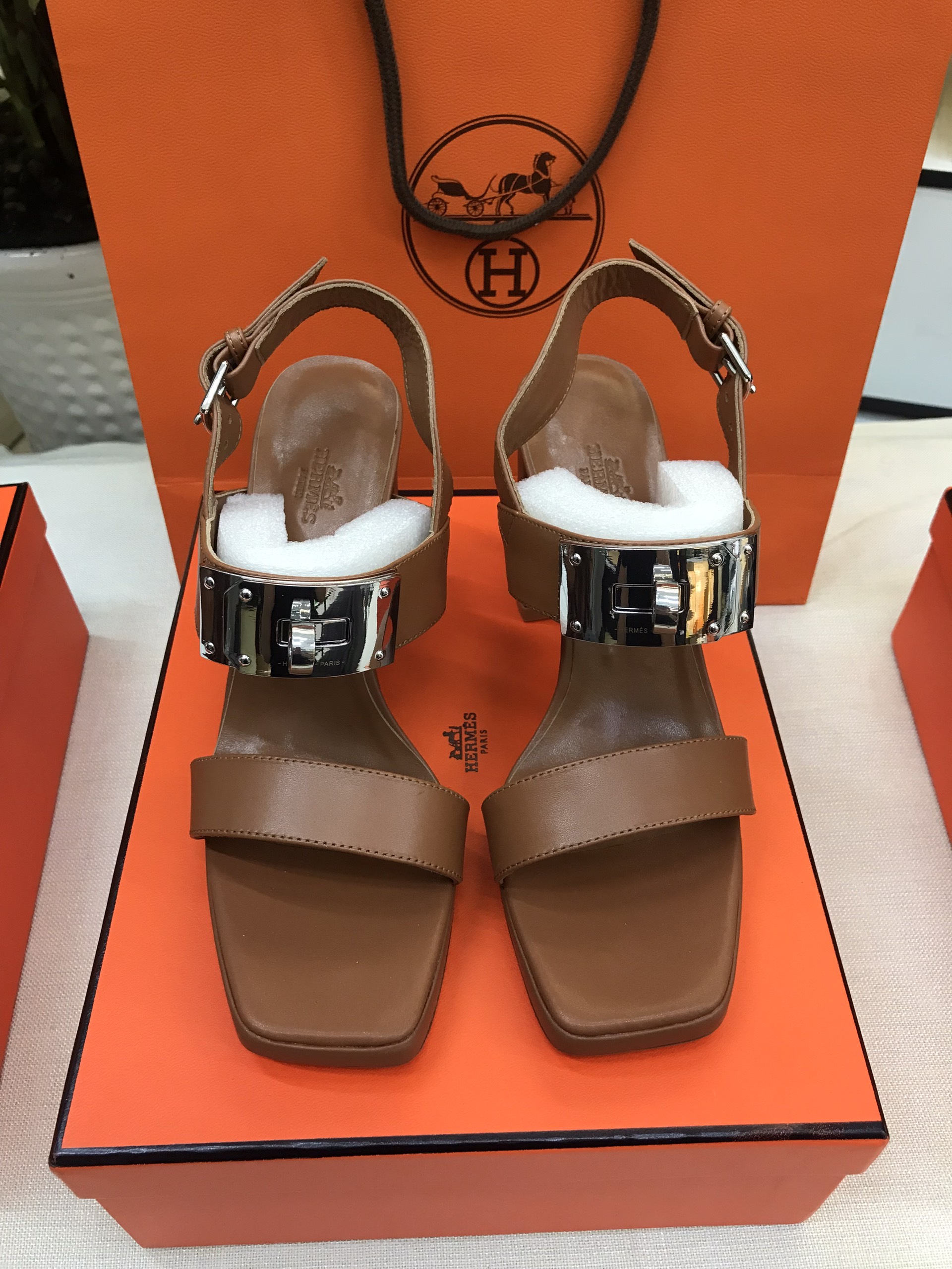 Giày Hermes Ilona 90 Sandal Siêu Cấp Màu Nâu Size 39