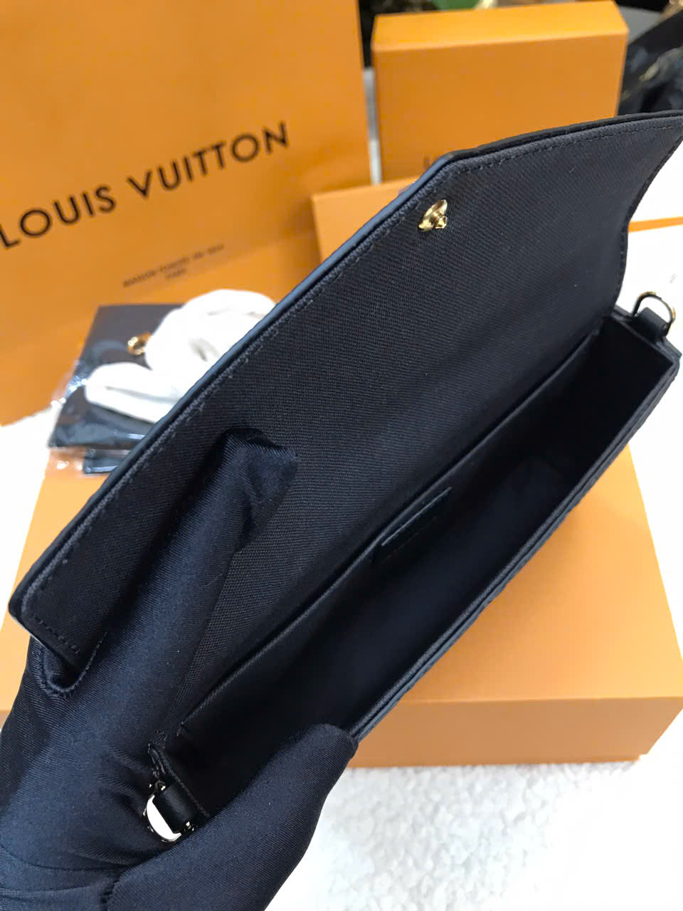 Túi LV Félicie Pochette Vip Màu Đen Size 21cm M82477