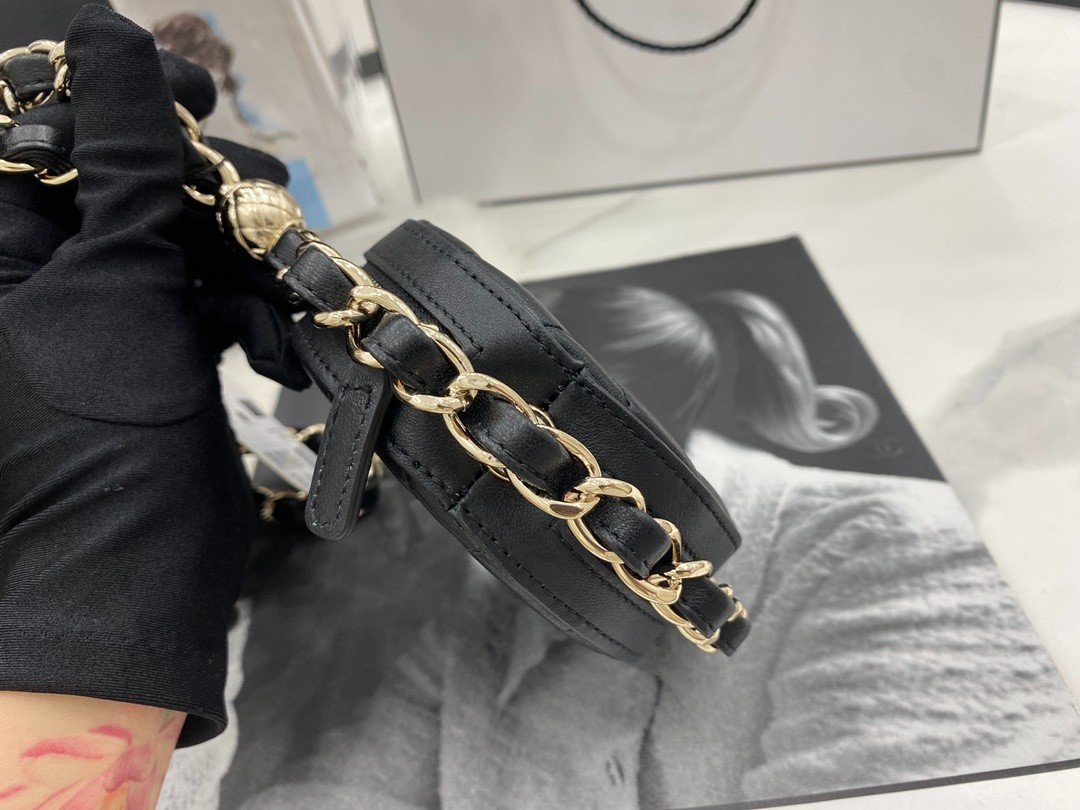 Túi Xách Chanel Tròn Siêu Cấp Size 12cm Màu Đen AP2568