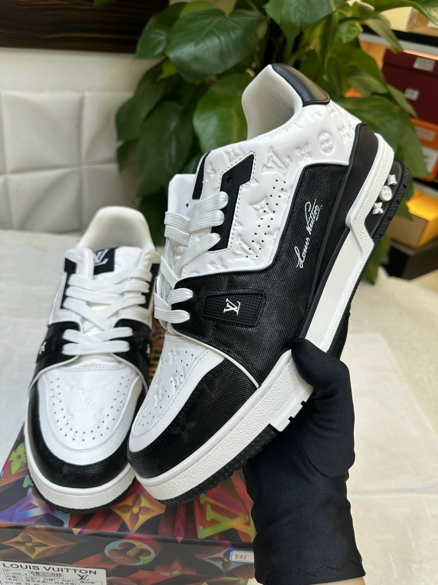 Giày Sneaker LV Trainer White Black  Siêu Cấp 1A9JG9 Size 46