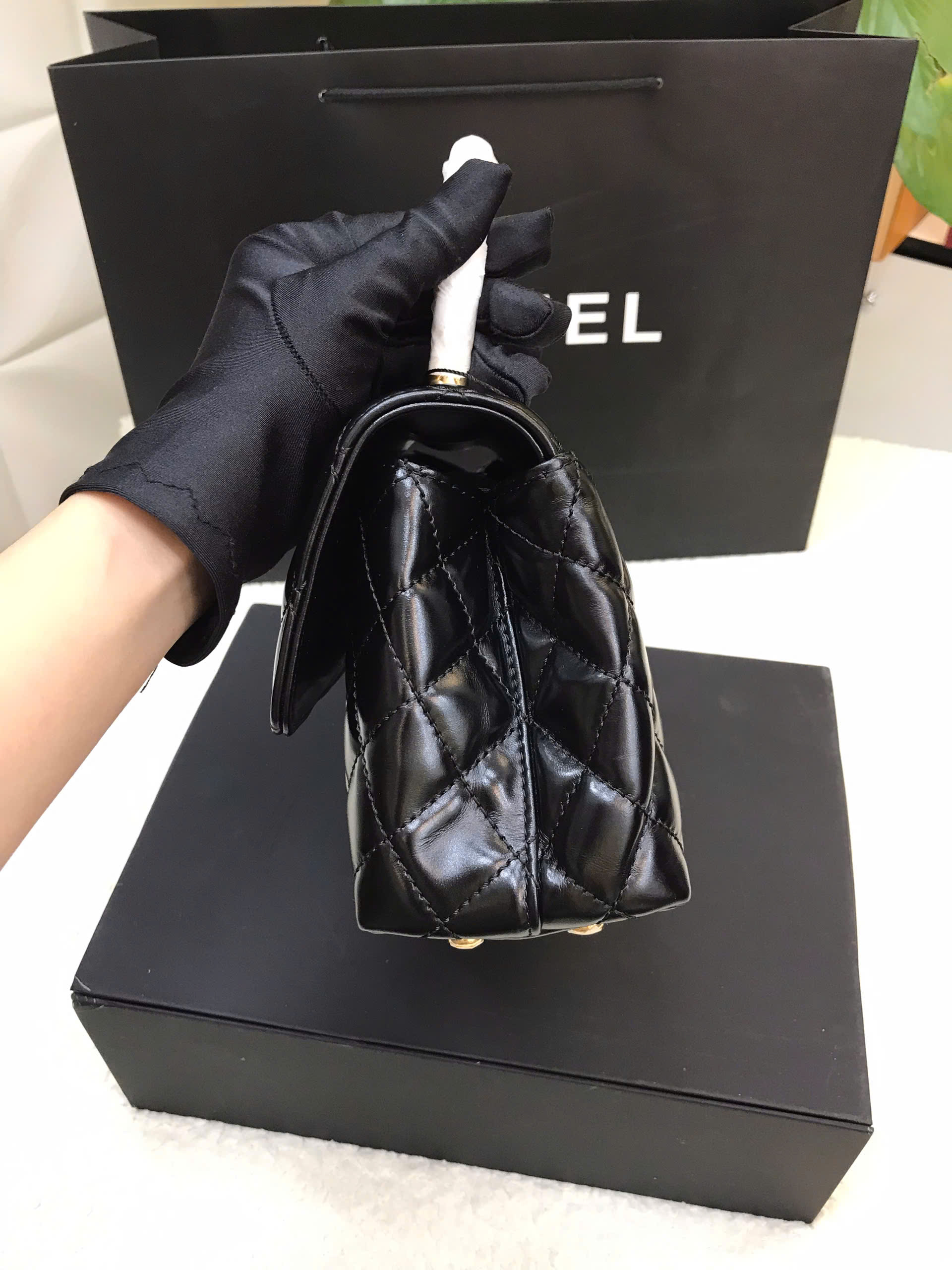 Túi Chanel CoCo Small Vip Màu Đen Da Lì Size 29cm