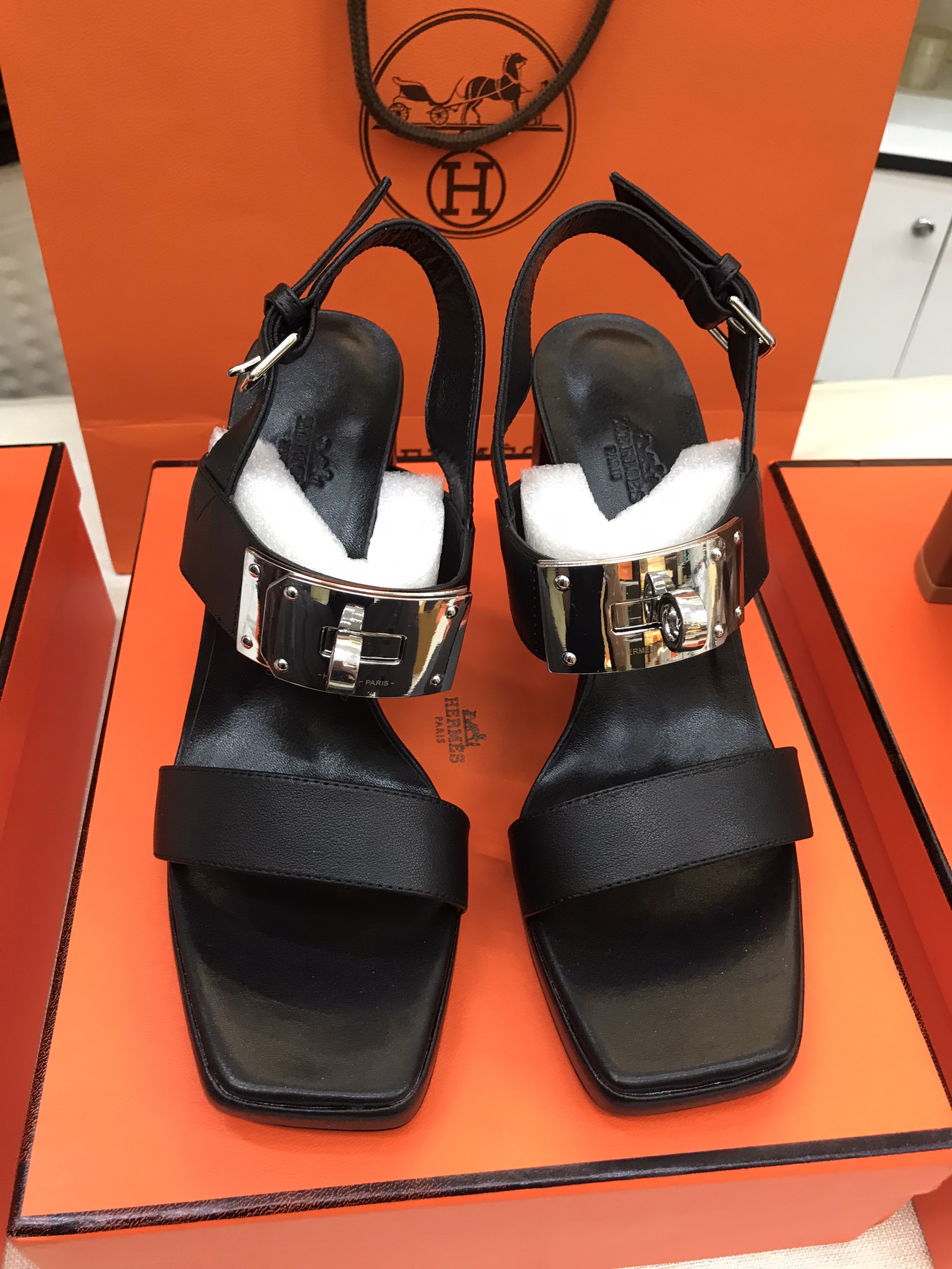 Giày Hermes Ilona 90 Sandal Siêu Cấp Màu Đen Size 39