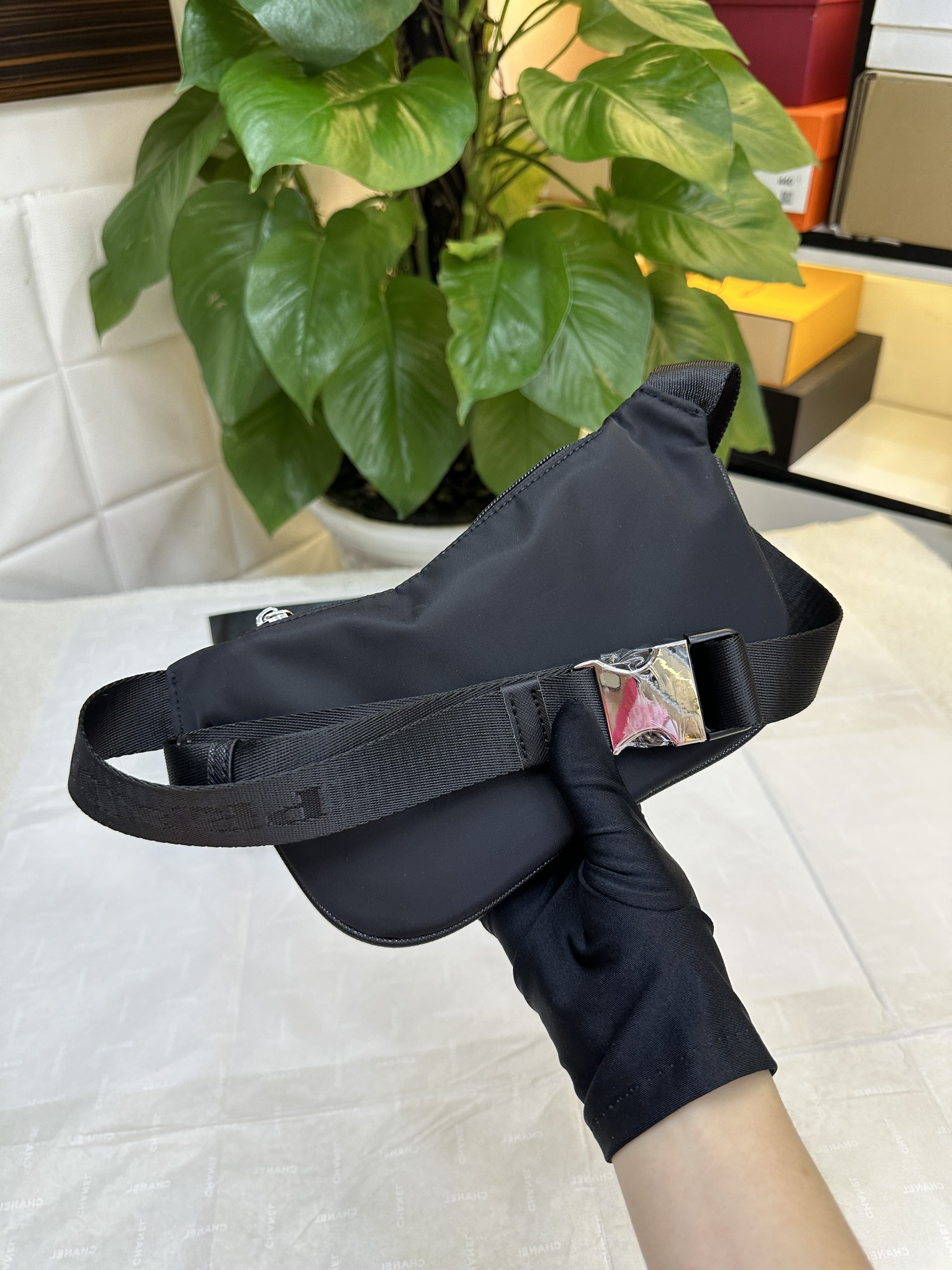 Túi Prada Re-Nylon And Saffiano Leather Shoulder Bag Super Màu Đen Size 21cm