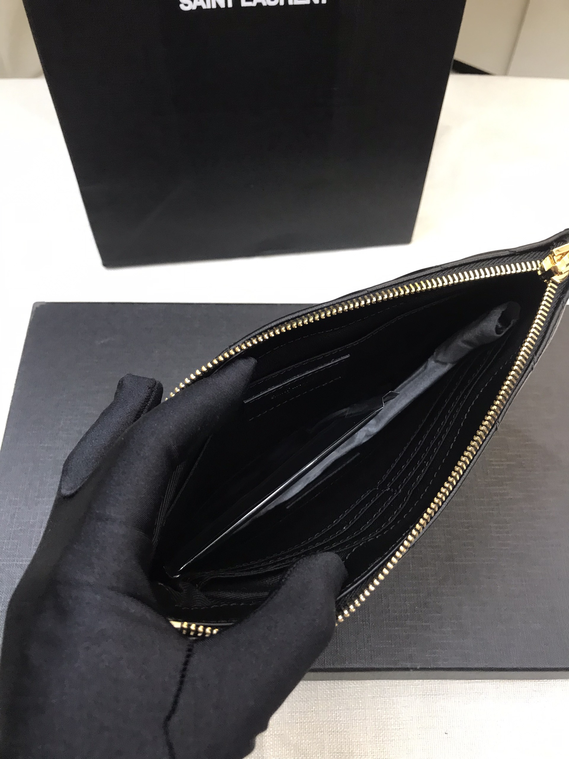 Túi YSL Monogram Matelasse Clutch %&&&%Black%&&&% Siêu Cấp