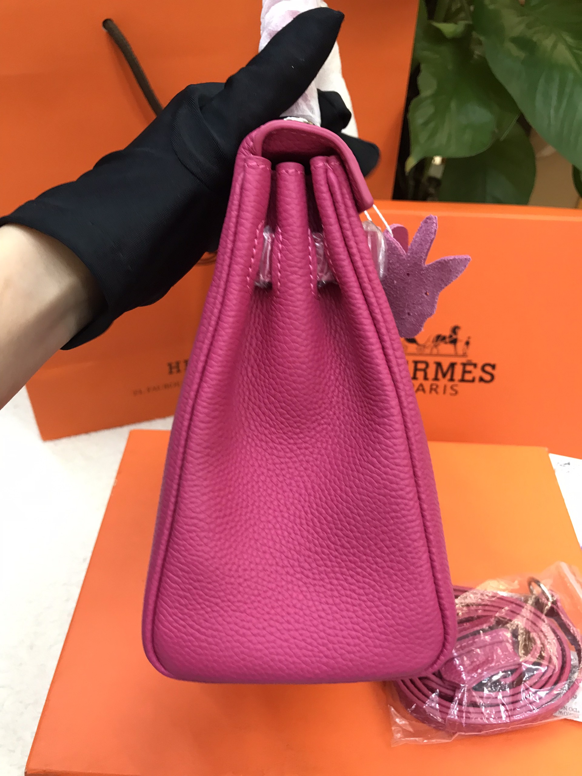 Túi Hermes Kelly 25 Da Mềm Màu Hồng Khóa Bạc Size 25cm