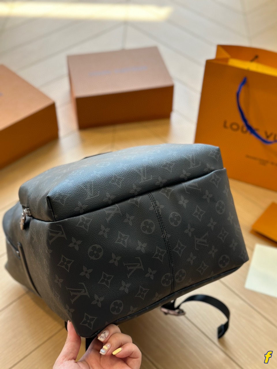Balo Louis Vuitton Da Bò Super Cổ Điển Size 40cm