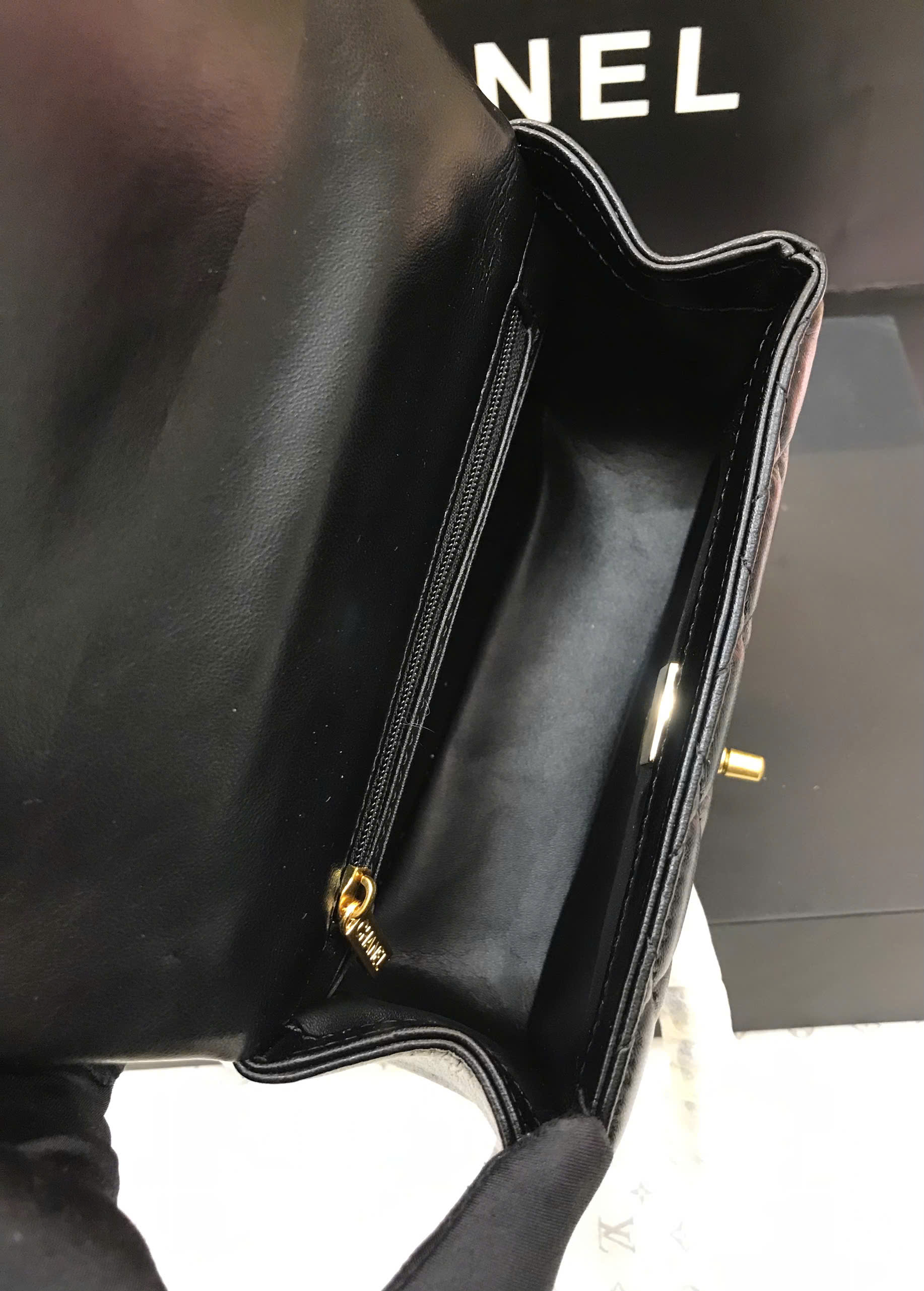 Túi Chanel 24P Classic Ngọc Trai Super Màu Đen Size 17cm